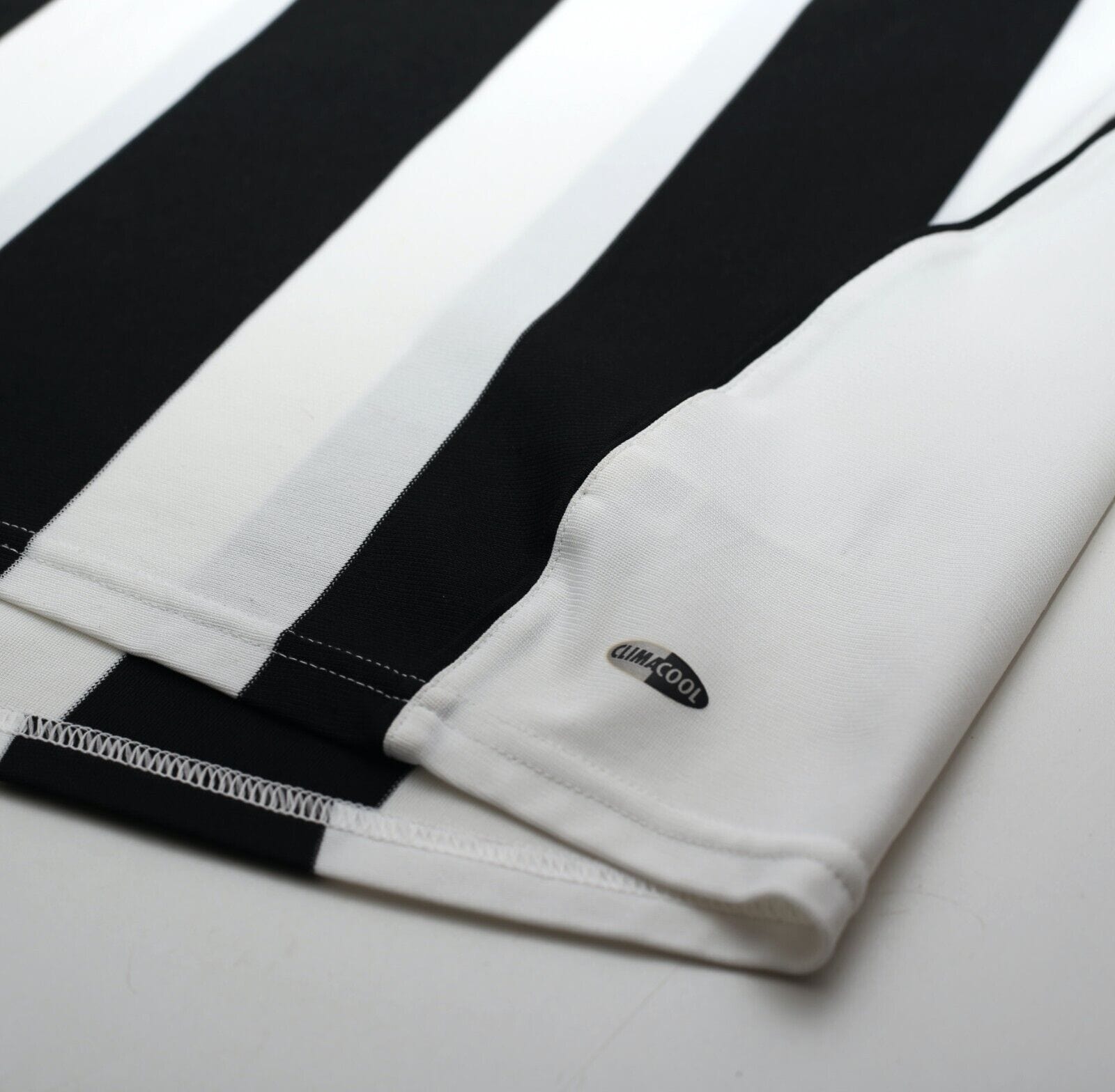 2005/07 SHEARER #9 Newcastle United Vintage adidas Home Football Shirt (S)