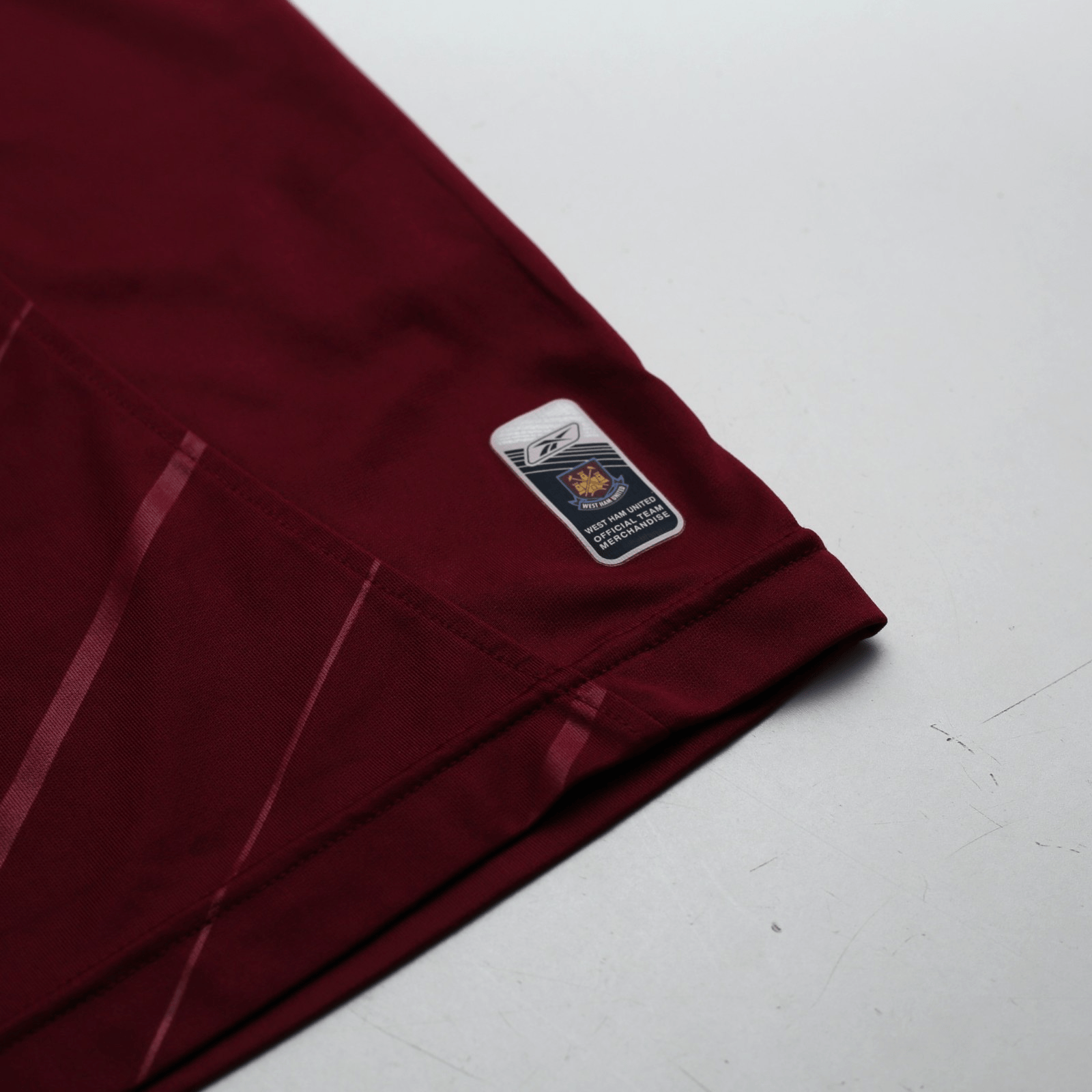 2005/07 Tevez #32 West Ham Vintage Reebok Football Shirt (L)