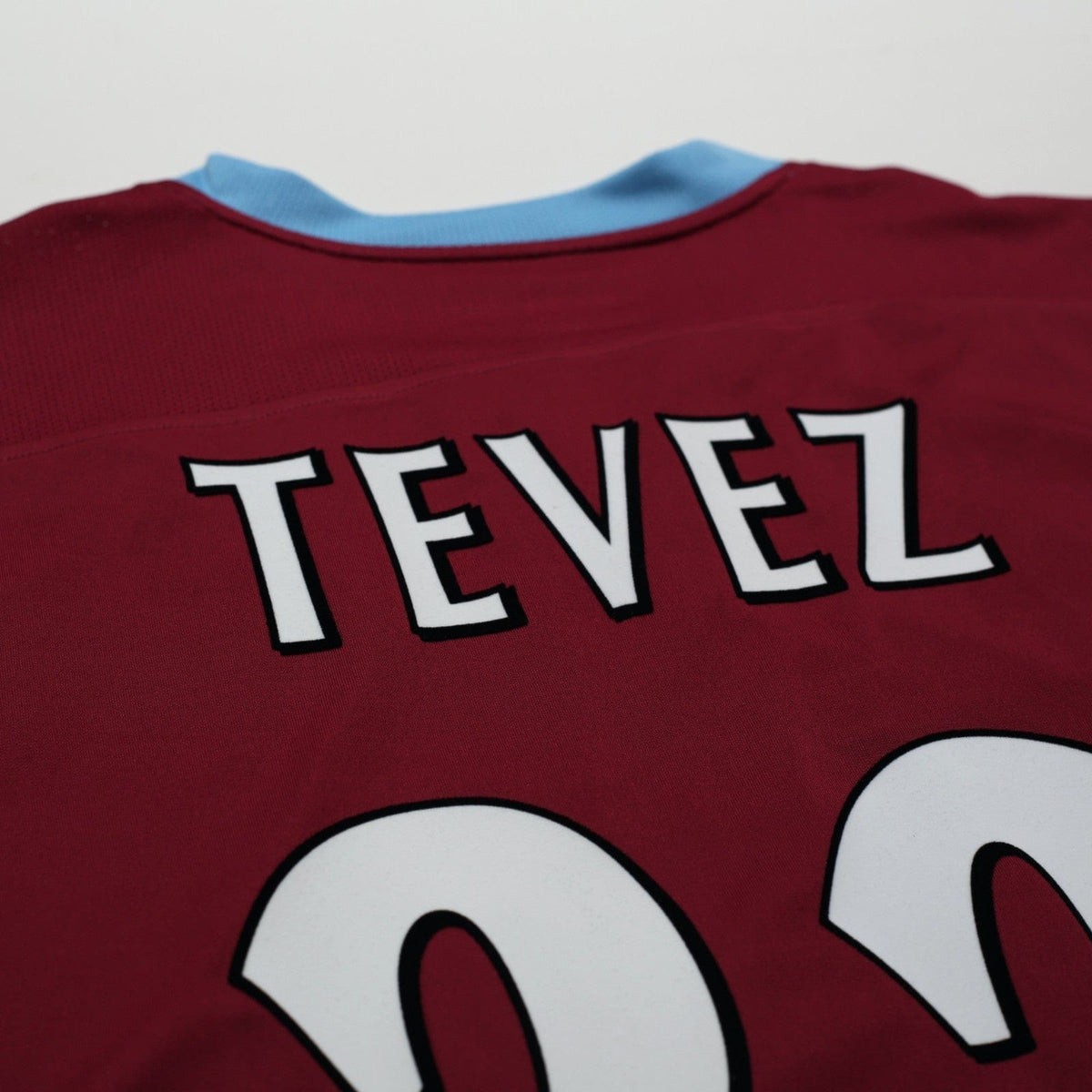 2005/07 Tevez #32 West Ham Vintage Reebok Football Shirt (L)