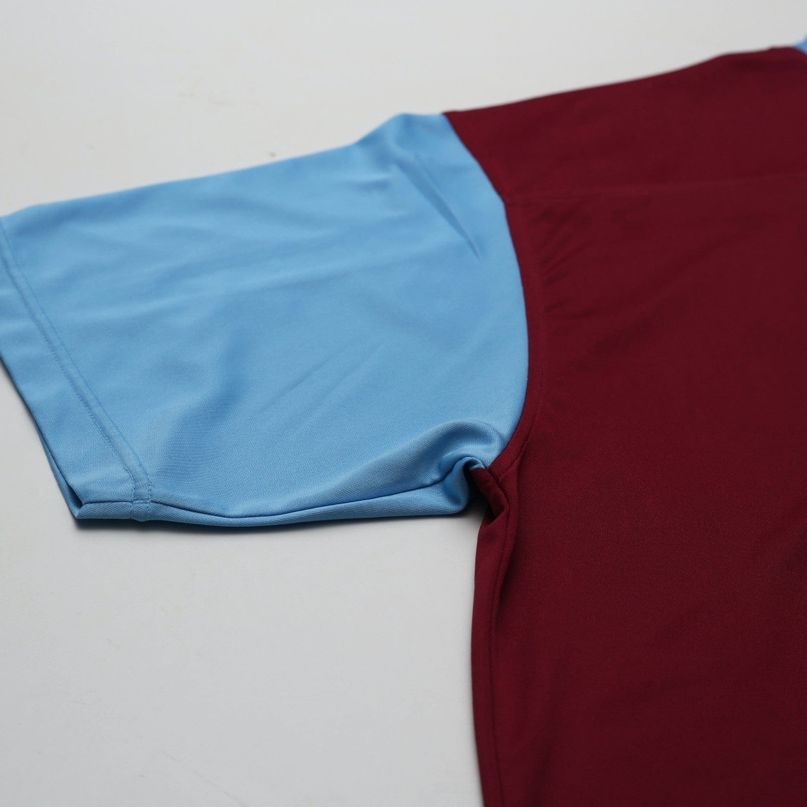 2005/07 Tevez #32 West Ham Vintage Reebok Football Shirt (L)