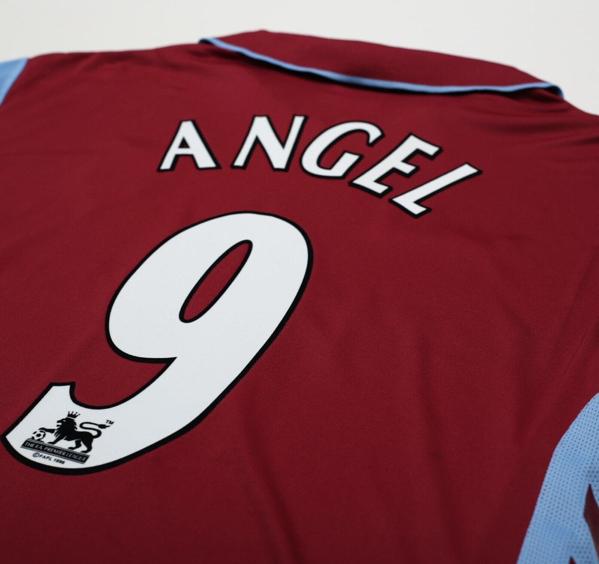 2006/07 ANGEL #9 Aston Villa Vintage Hummel Home Football Shirt (S/M)