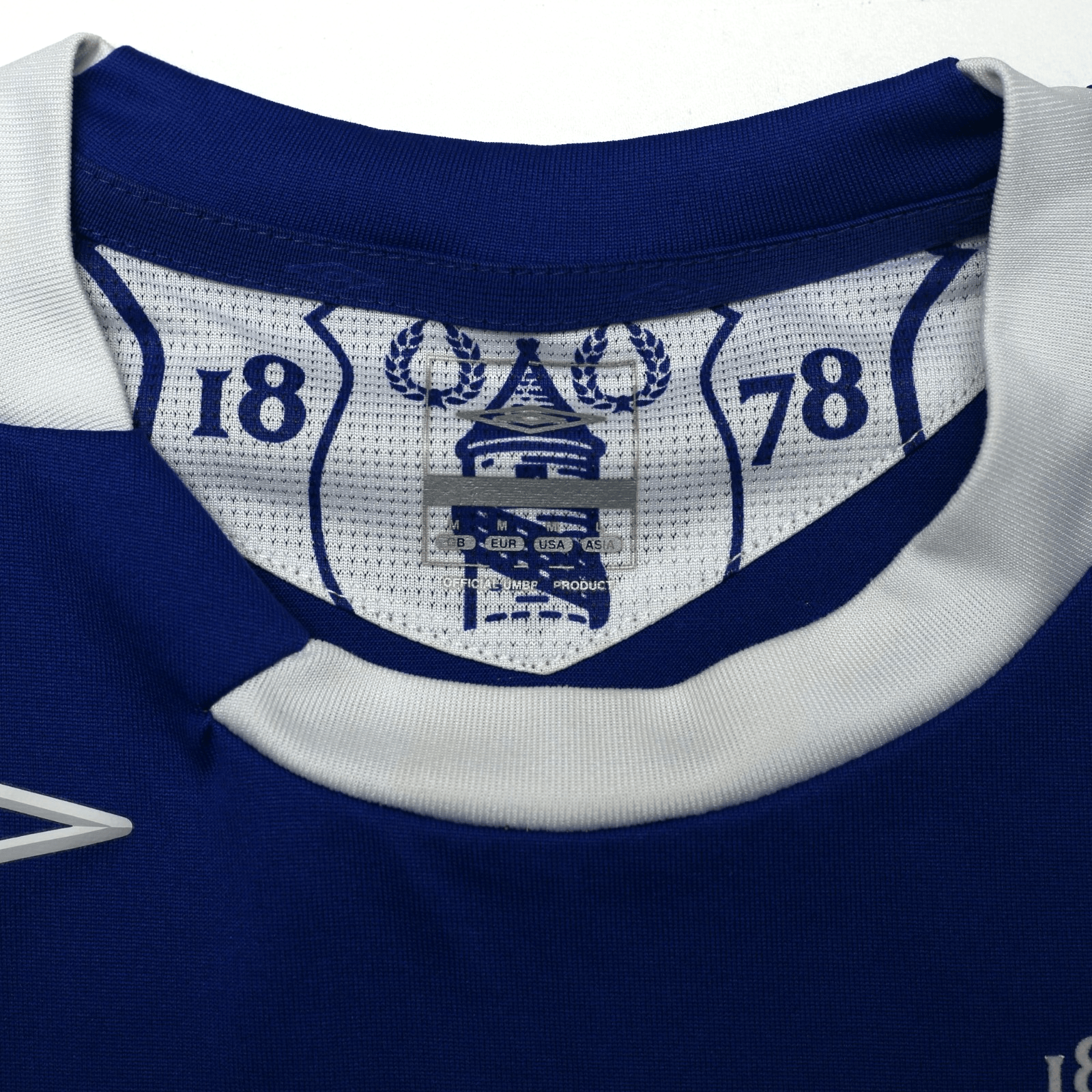 2006/07 Cahill #17 Everton Vintage Umbro Home Football Shirt (M)