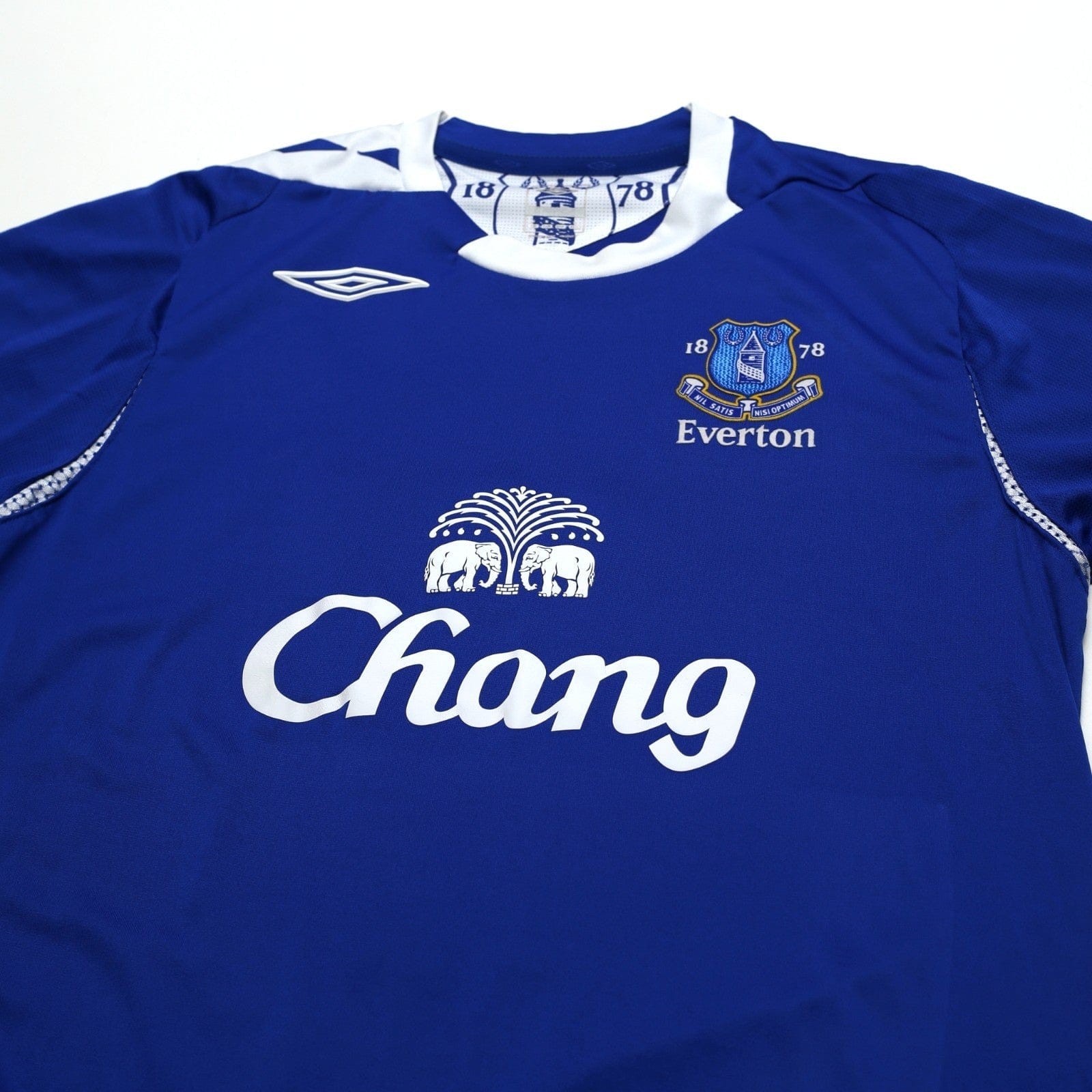 2006/07 Cahill #17 Everton Vintage Umbro Home Football Shirt (M)