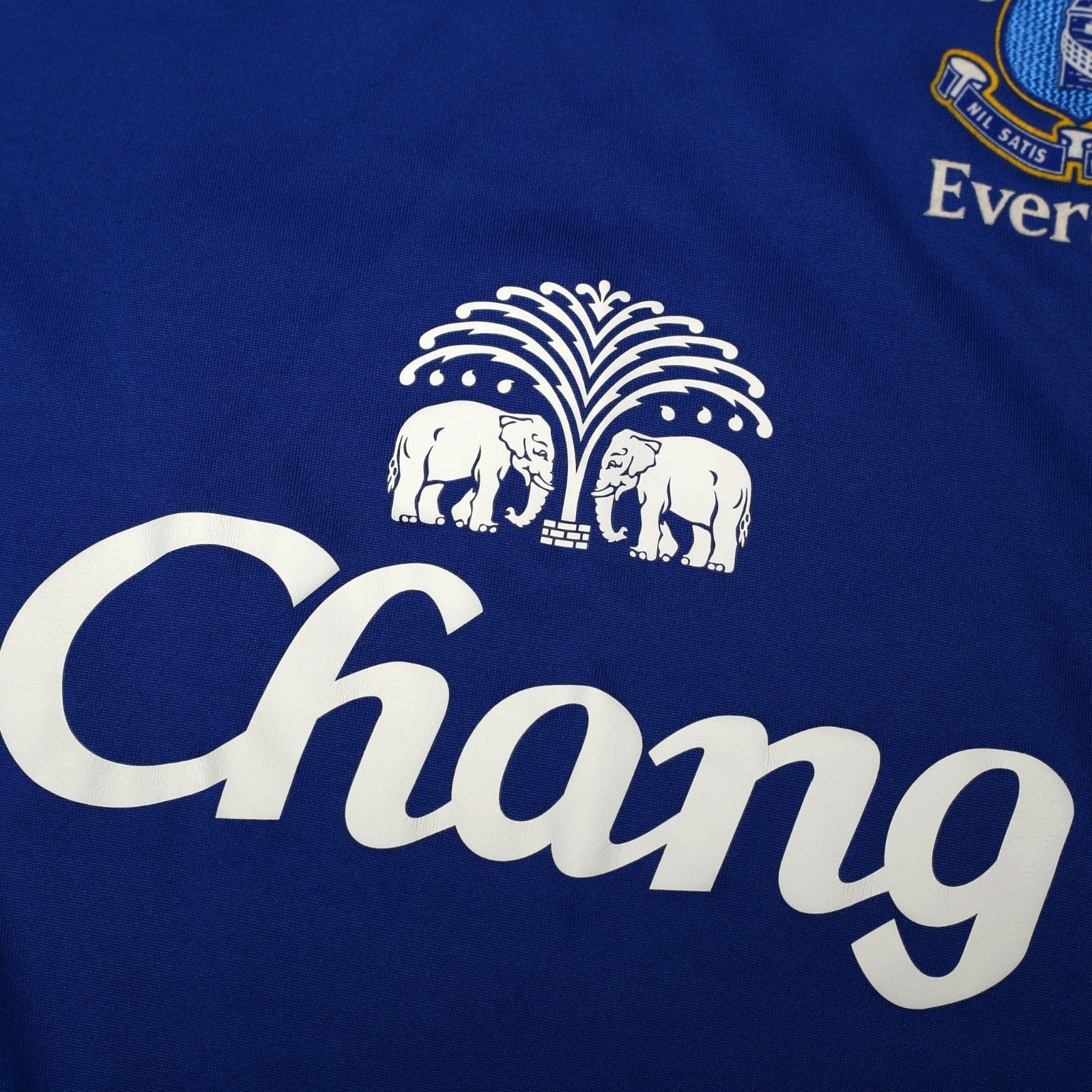 2006/07 Cahill #17 Everton Vintage Umbro Home Football Shirt (M)