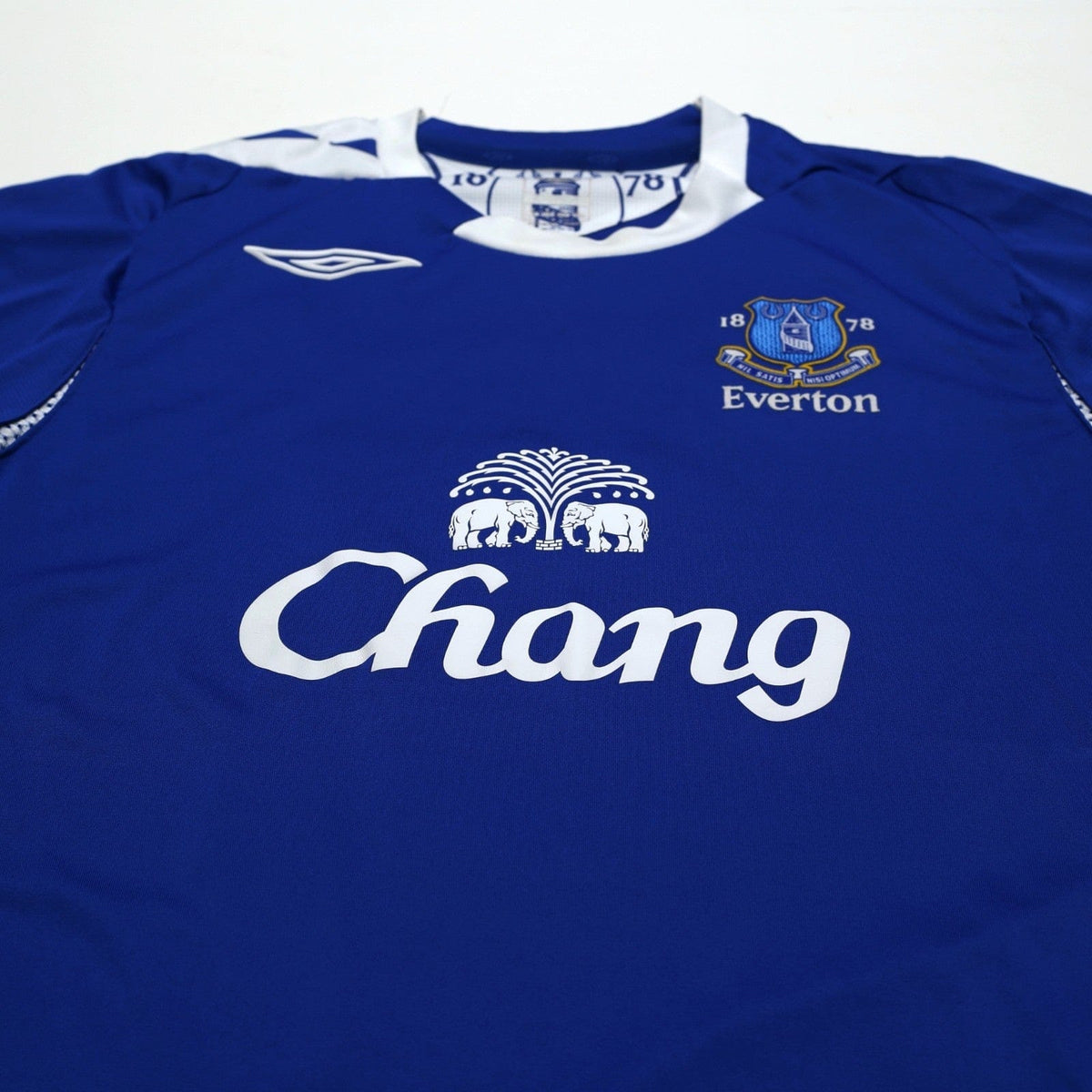 2006/07 Cahill #17 Everton Vintage Umbro Home Football Shirt (M)