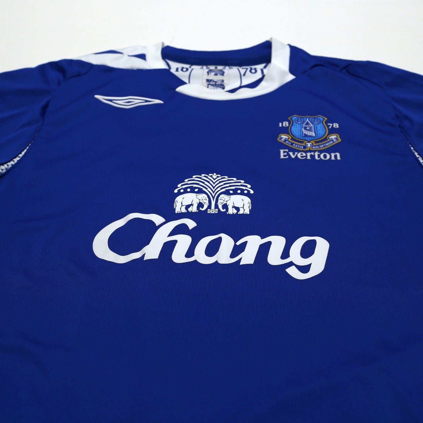 2006/07 Cahill #17 Everton Vintage Umbro Home Football Shirt (M)