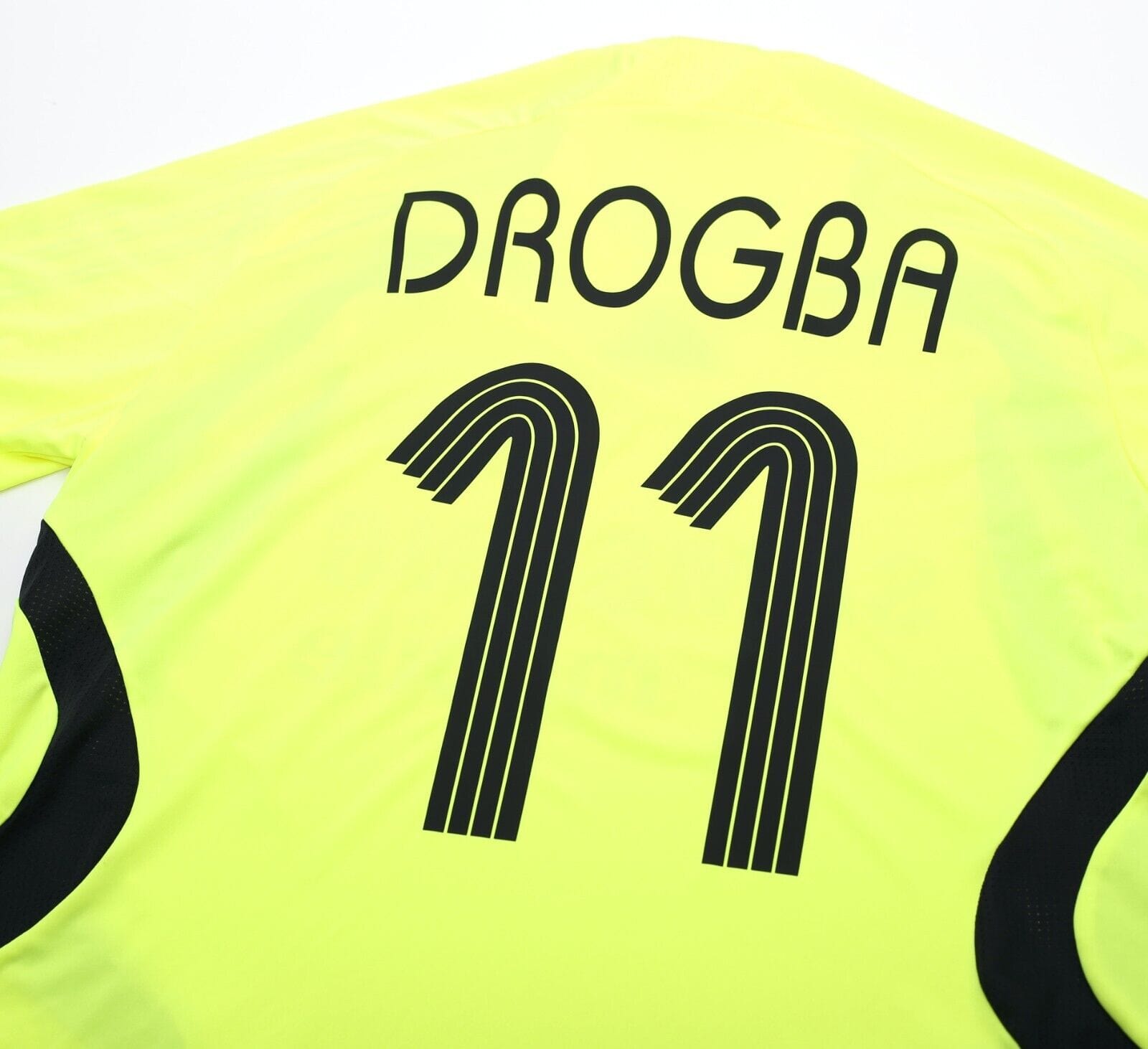 2006/07 DROGBA #11 Chelsea Vintage adidas UCL Away Football Shirt Jersey (M)