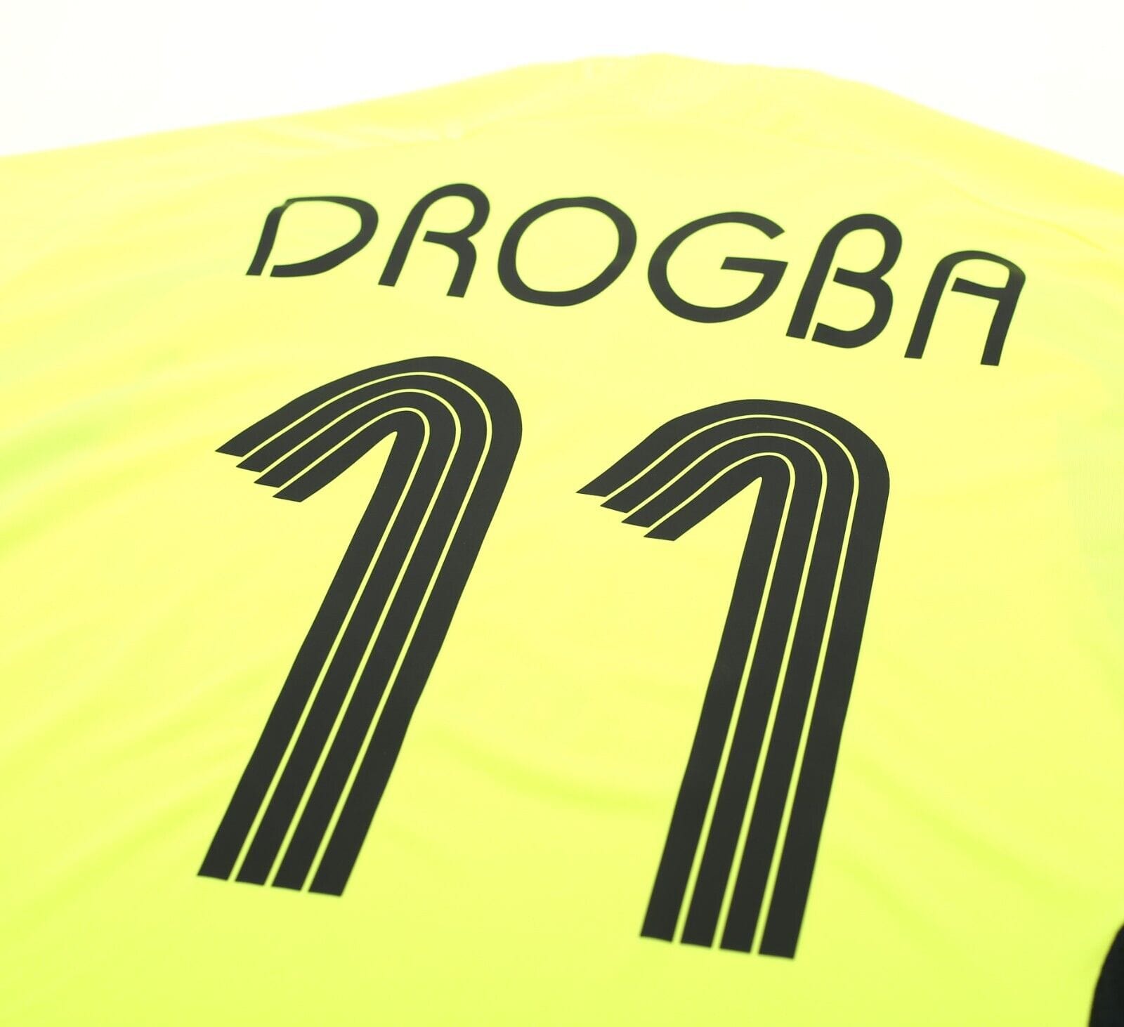 2006/07 DROGBA #11 Chelsea Vintage adidas UCL Away Football Shirt Jersey (M)