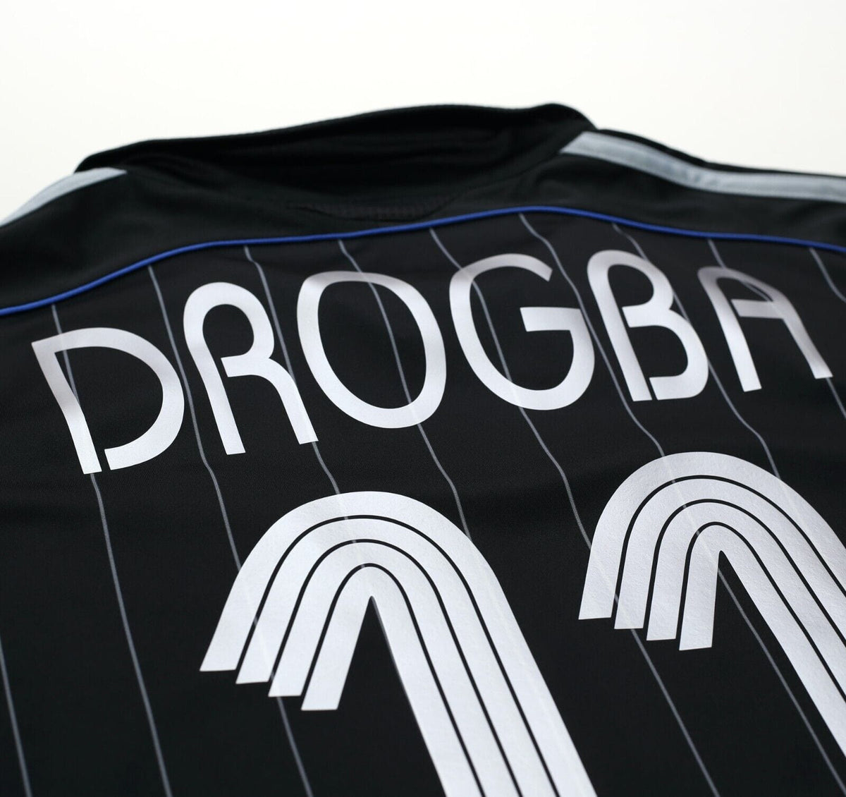 2006/07 DROGBA #11 Chelsea Vintage adidas UCL Away Football Shirt Jersey (M)