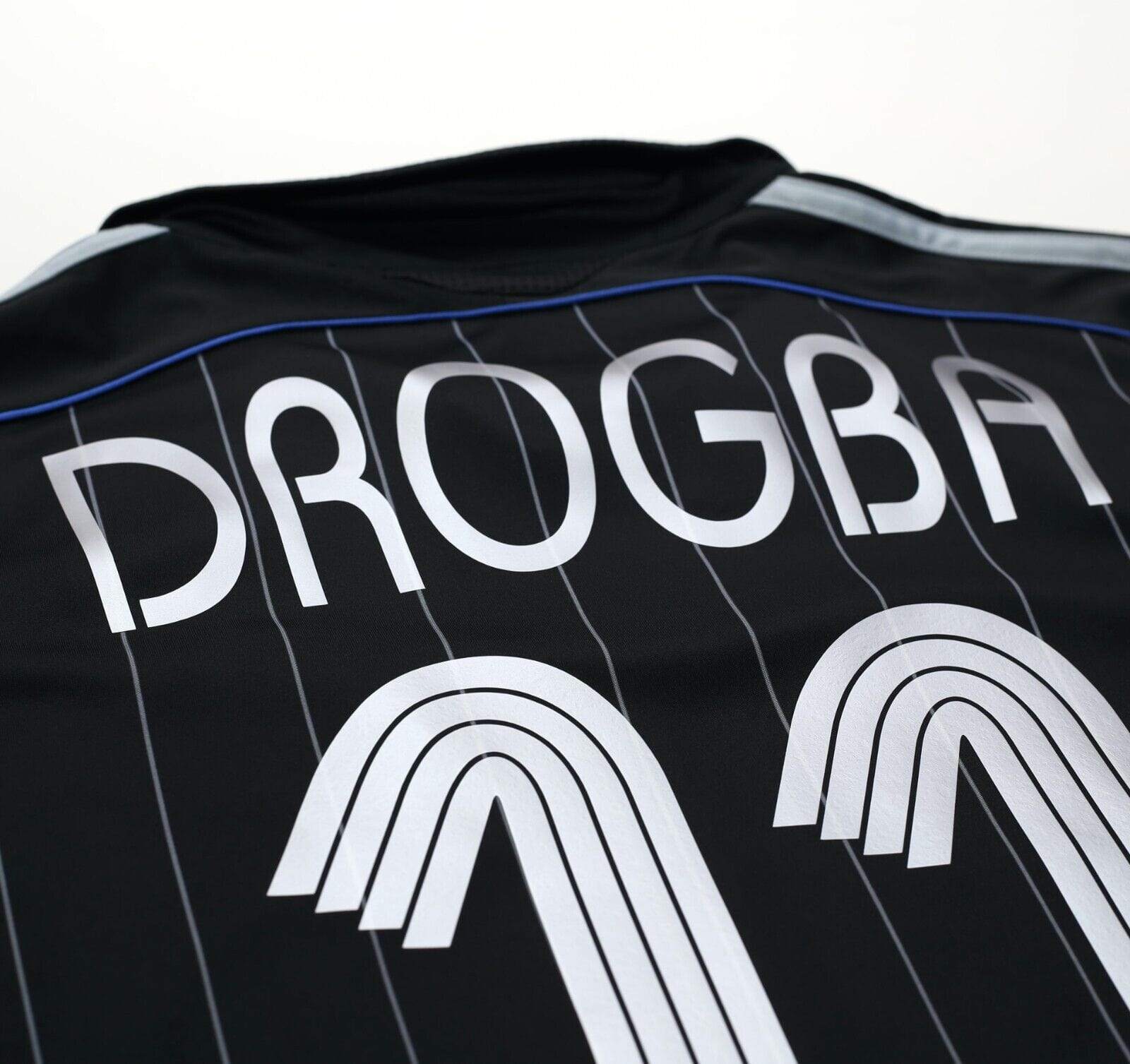 2006/07 DROGBA #11 Chelsea Vintage adidas UCL Away Football Shirt Jersey (M)