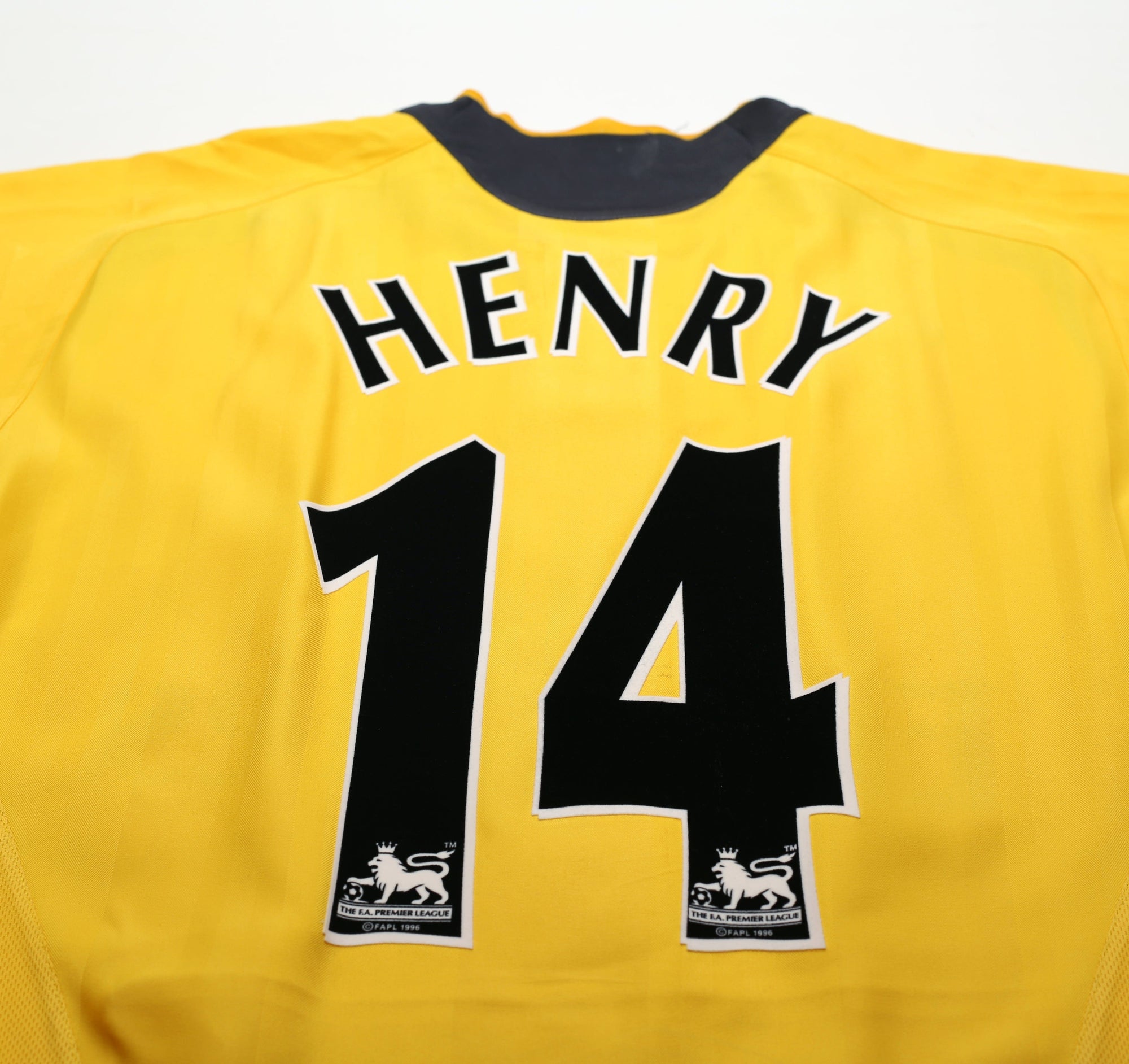 2006/07 HENRY #14 Arsenal Vintage Nike Away Football Shirt (L)