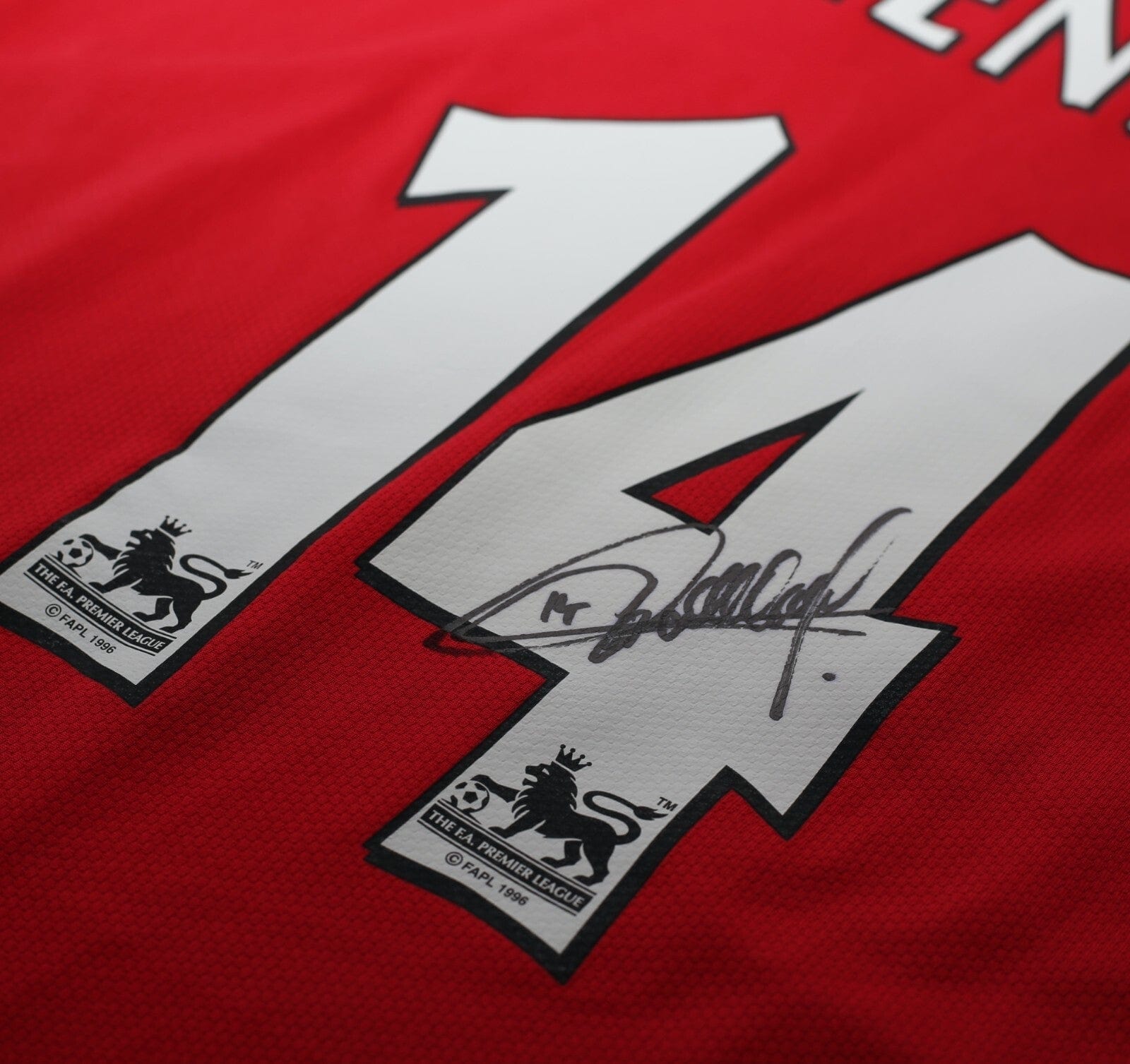 2006/07 HENRY #14 Arsenal Vintage Nike Home Football Shirt (M) SIGNED