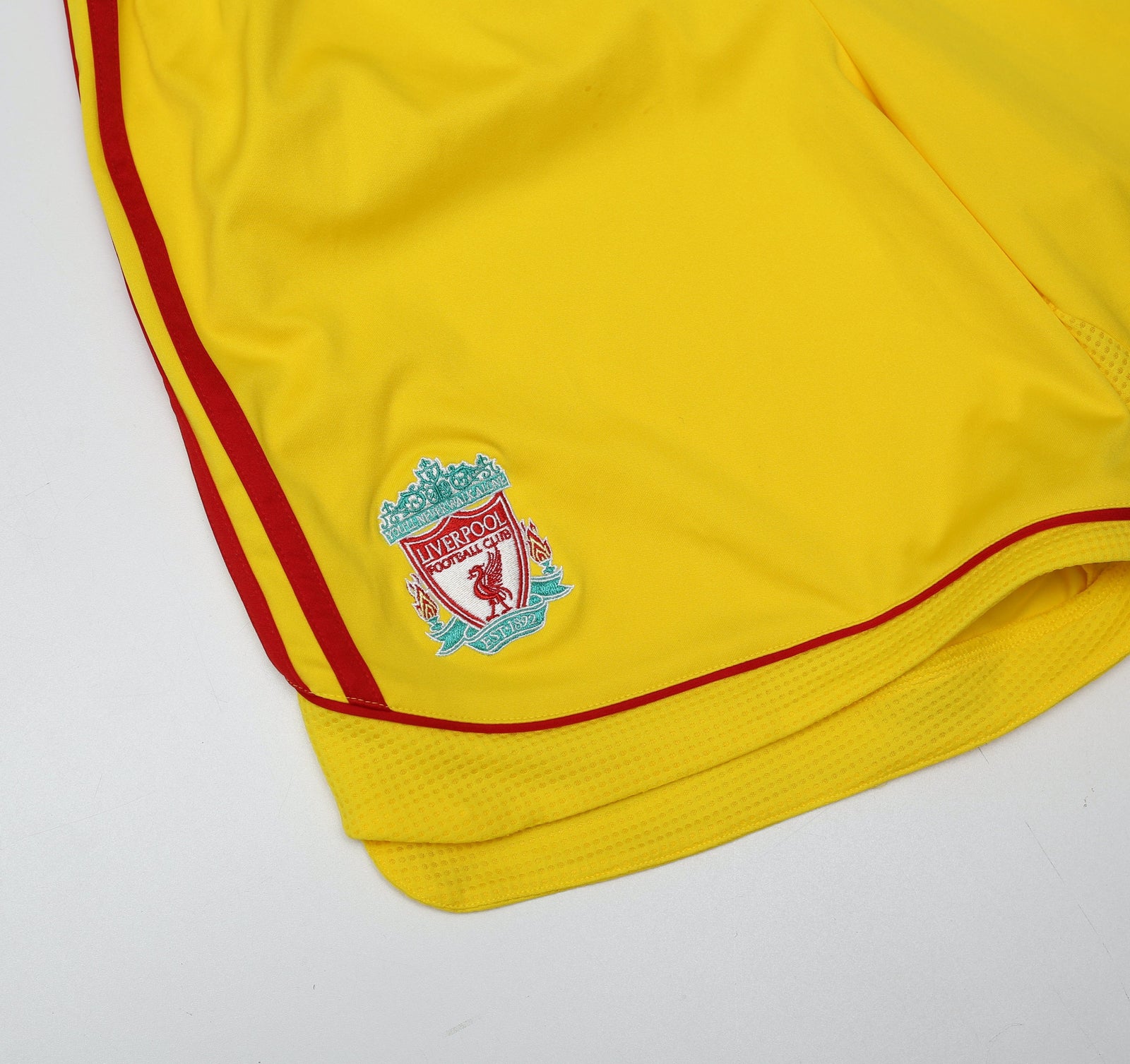 2006/07 LIVERPOOL Vintage adidas Away Football Shorts (M) 32"