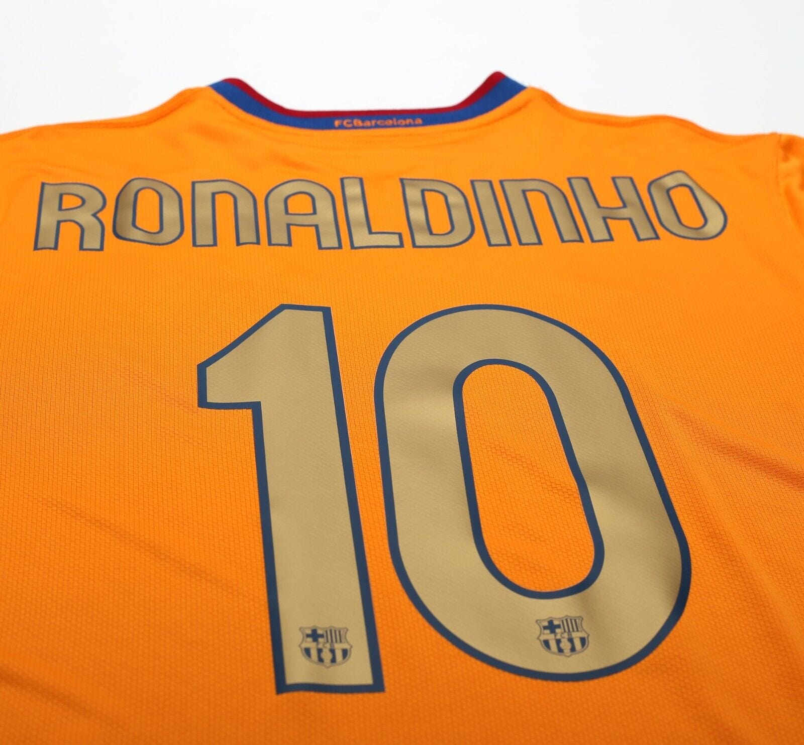 2006/07 RONALDINHO #10 Barcelona Vintage Nike Away Football Shirt Jersey (L)