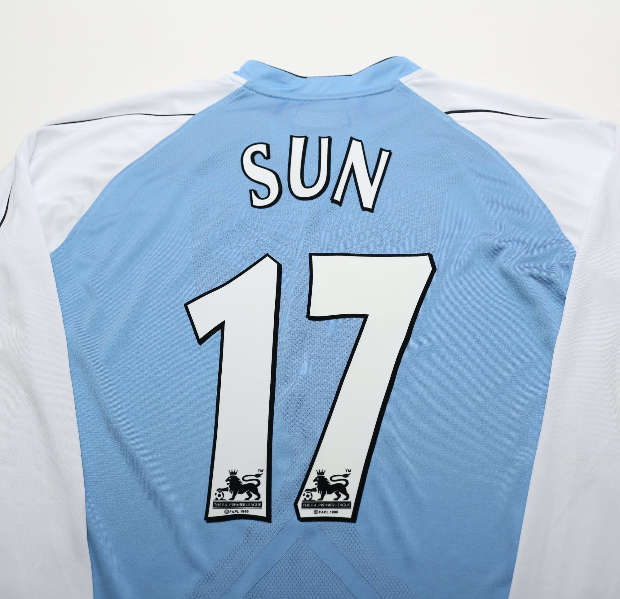 2006/07 SUN JI HAI  #17 Manchester City Vintage Reebok Long Sleeve Football Home Shirt (M)