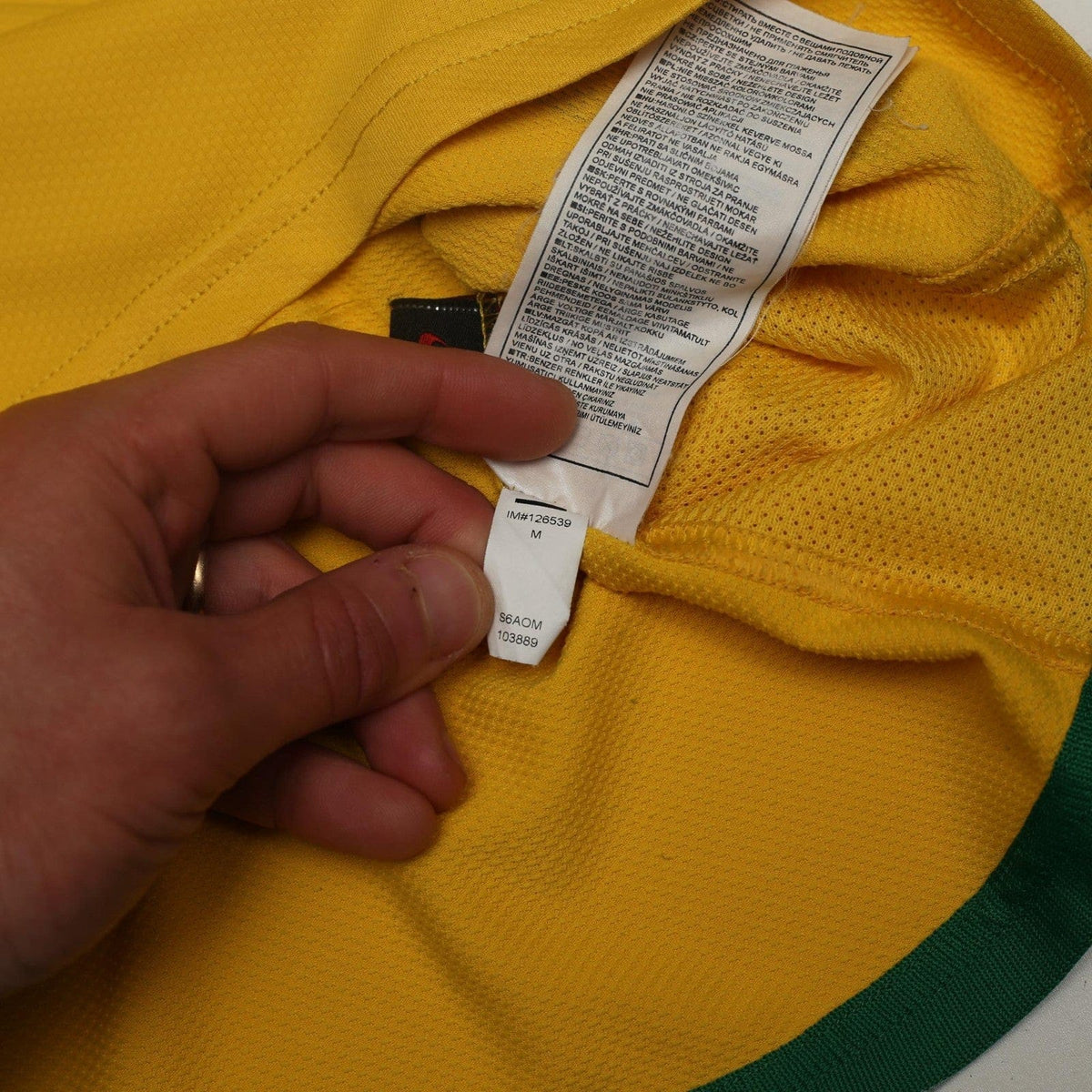2006/08 Adriano #7 Brazil Vintage Nike Home Football Shirt (M) World Cup 06