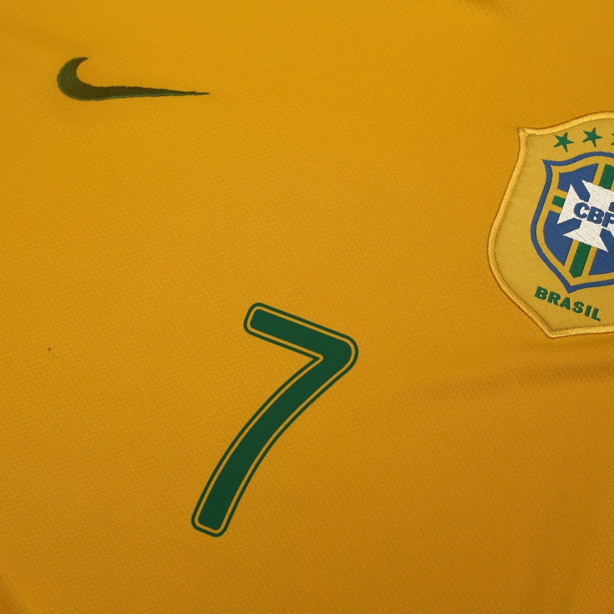 2006/08 Adriano #7 Brazil Vintage Nike Home Football Shirt (M) World Cup 06