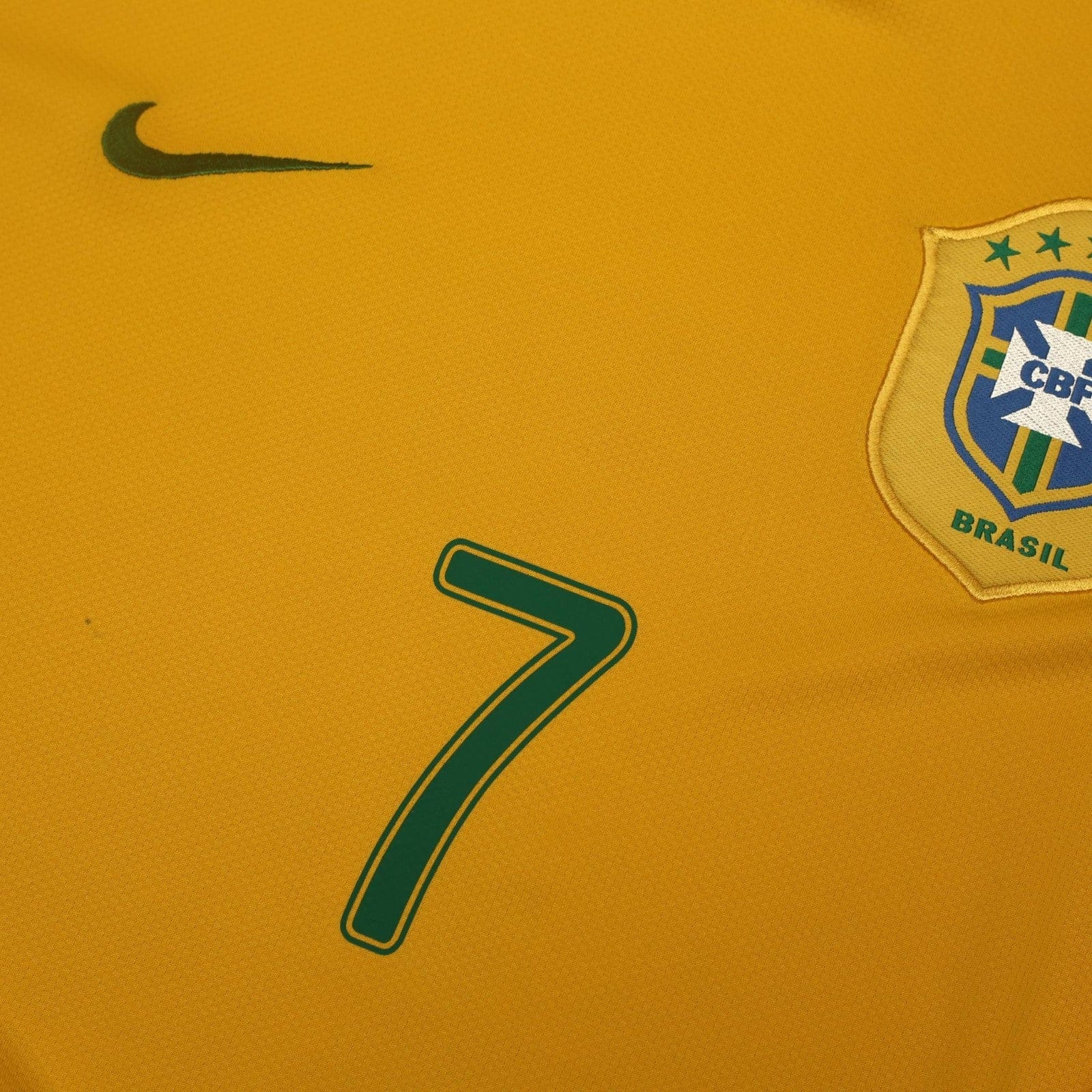 2006/08 Adriano #7 Brazil Vintage Nike Home Football Shirt (M) World Cup 06