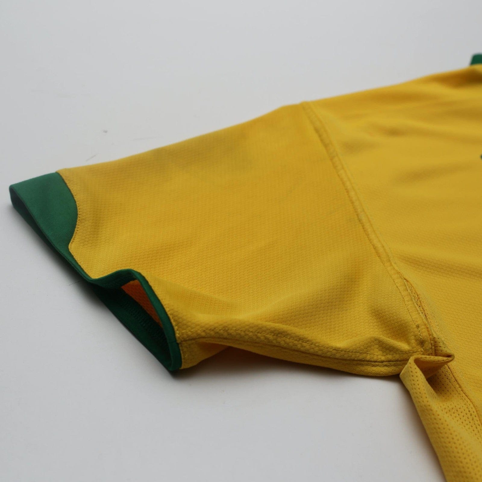 2006/08 Adriano #7 Brazil Vintage Nike Home Football Shirt (M) World Cup 06