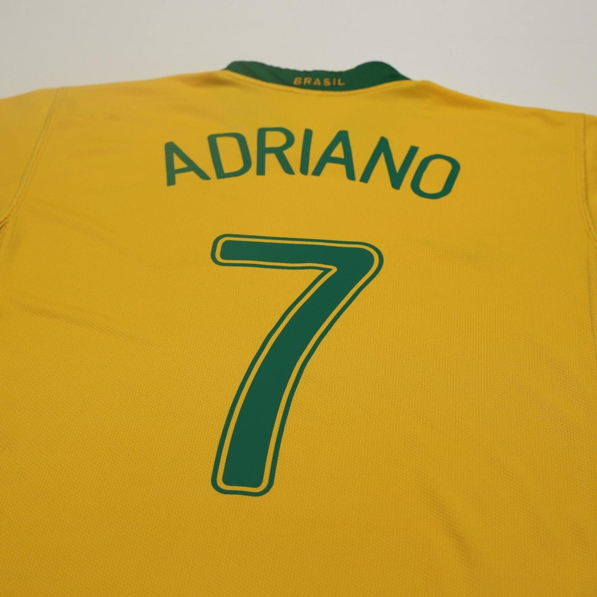 2006/08 Adriano #7 Brazil Vintage Nike Home Football Shirt (M) World Cup 06