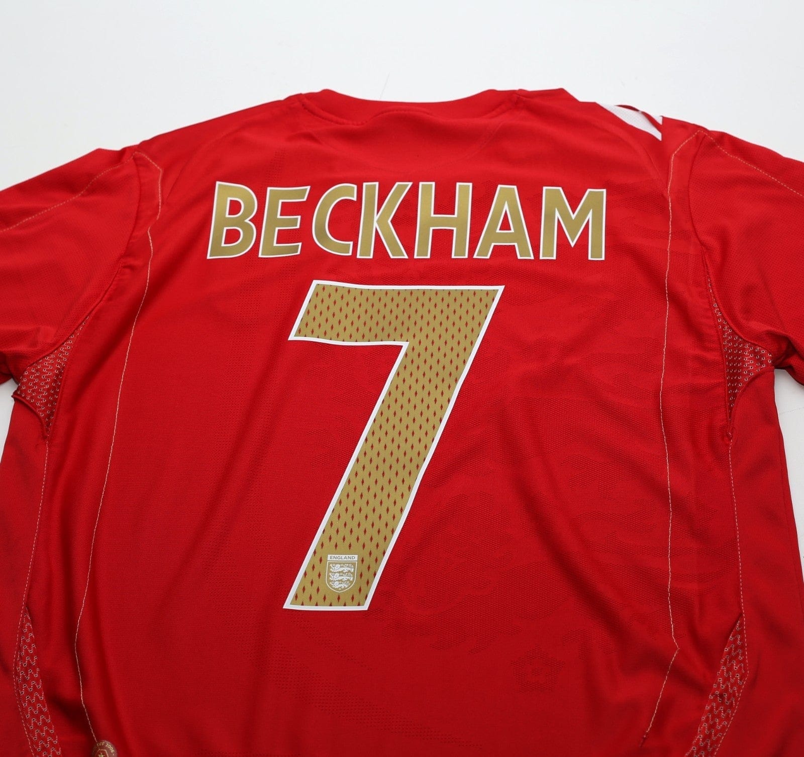 2006/08 BECKHAM #7 England Vintage Umbro Away Football Shirt (L)