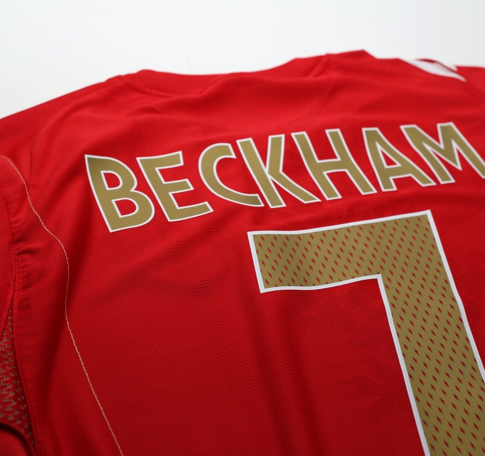 2006/08 BECKHAM #7 England Vintage Umbro Away Football Shirt (L)