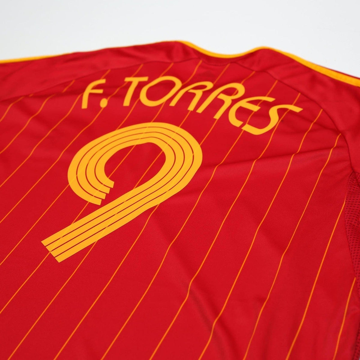 2006/08 F. Torres #9 Spain Vintage adidas Home Football Shirt (L) World Cup 2006