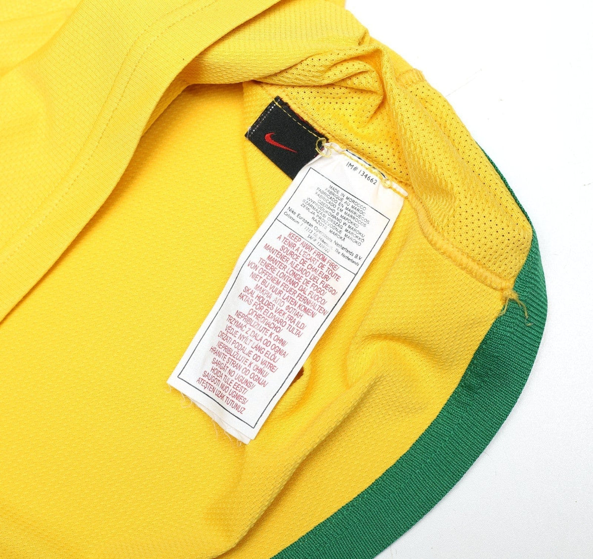 2006/08 KAKA #8 Brazil Vintage Nike World Cup 06 Home Football Shirt (L)