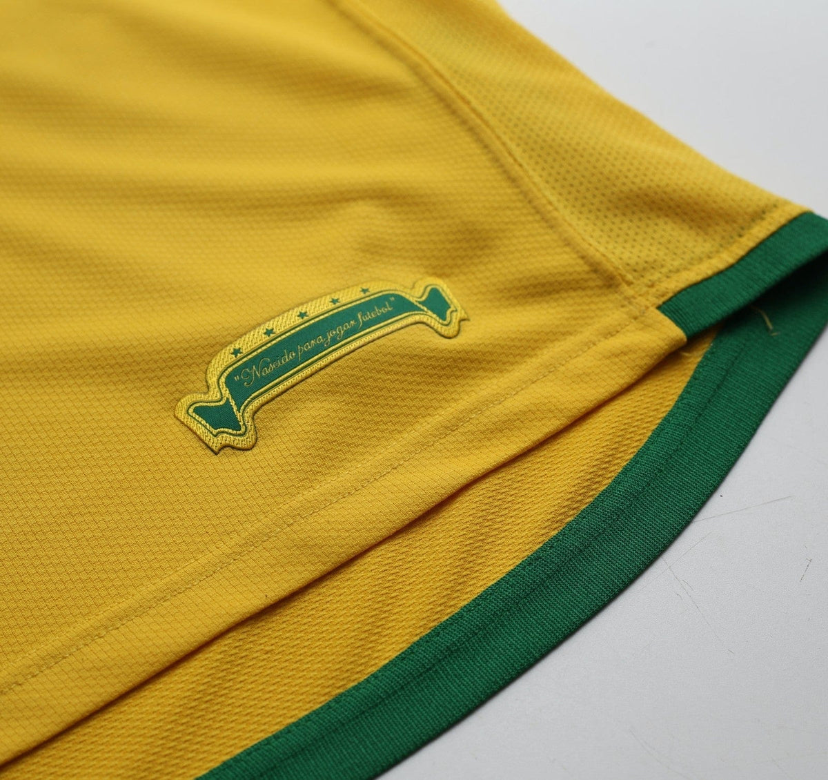 2006/08 KAKA #8 Brazil Vintage Nike World Cup 06 Home Football Shirt (L)