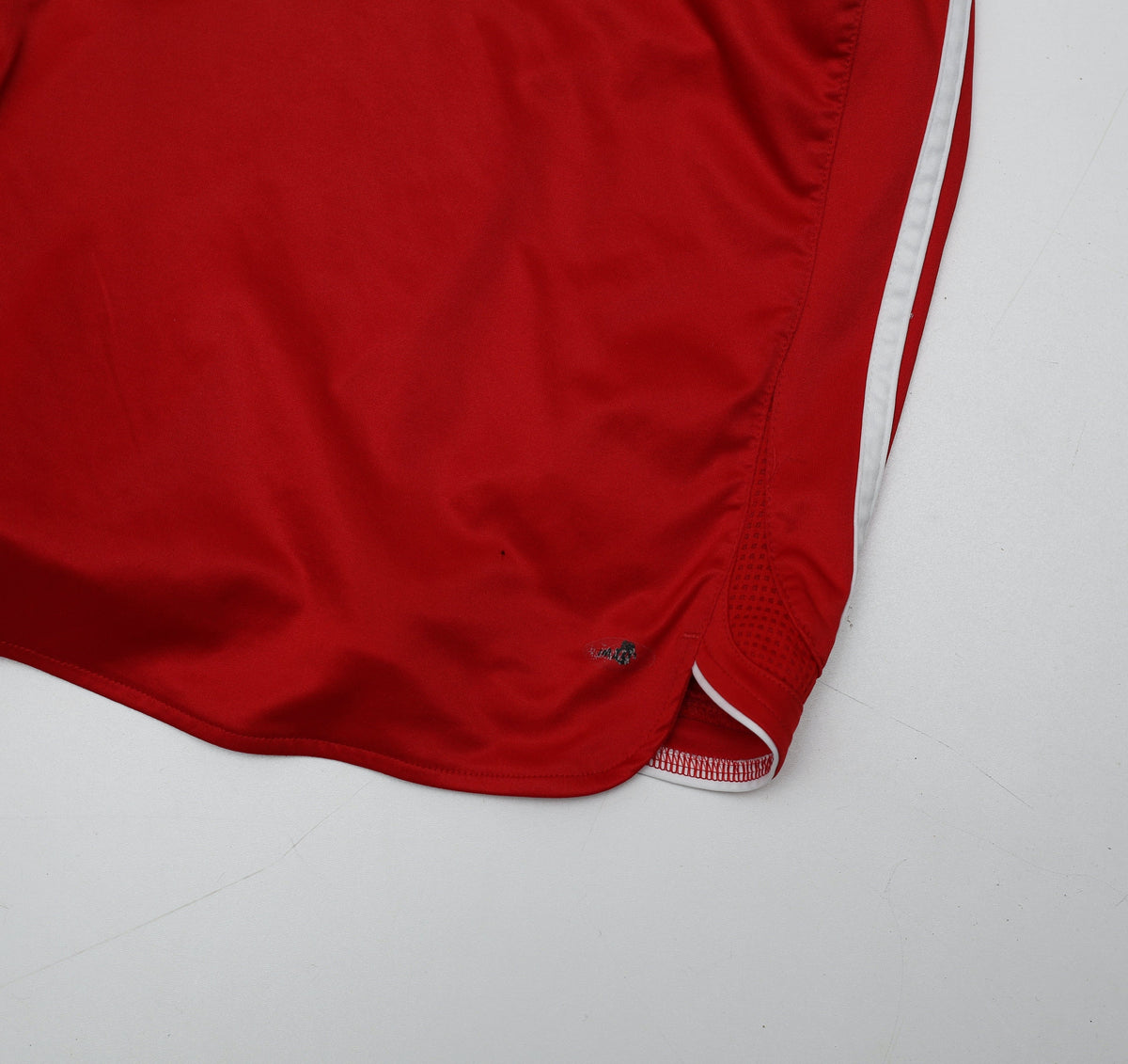 2006/08 LIVERPOOL Vintage adidas Home Football Shorts (34)