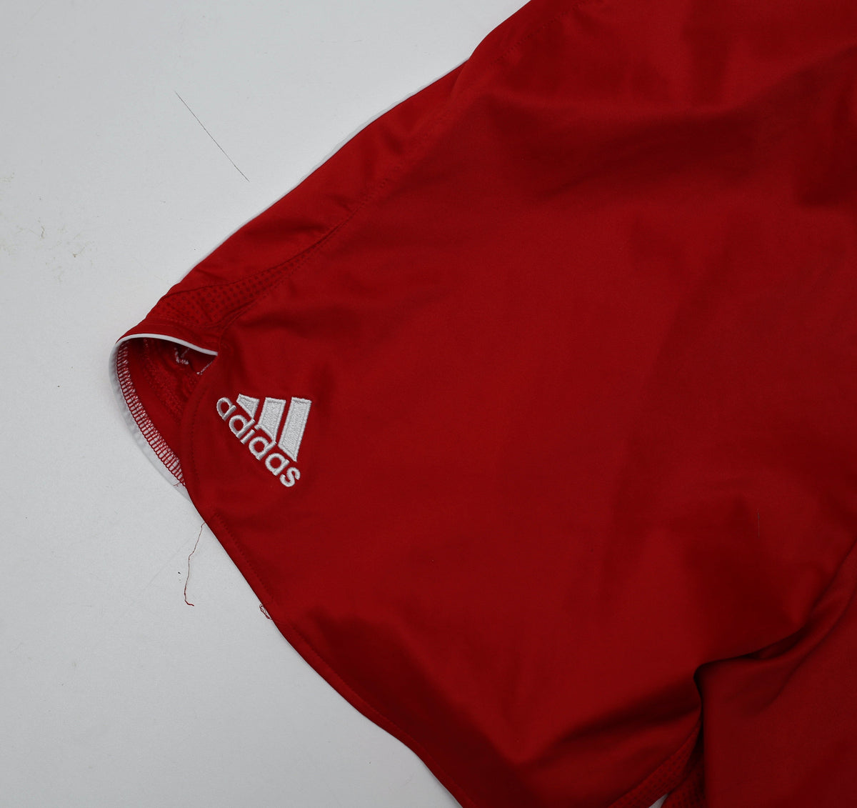 2006/08 LIVERPOOL Vintage adidas Home Football Shorts (34)