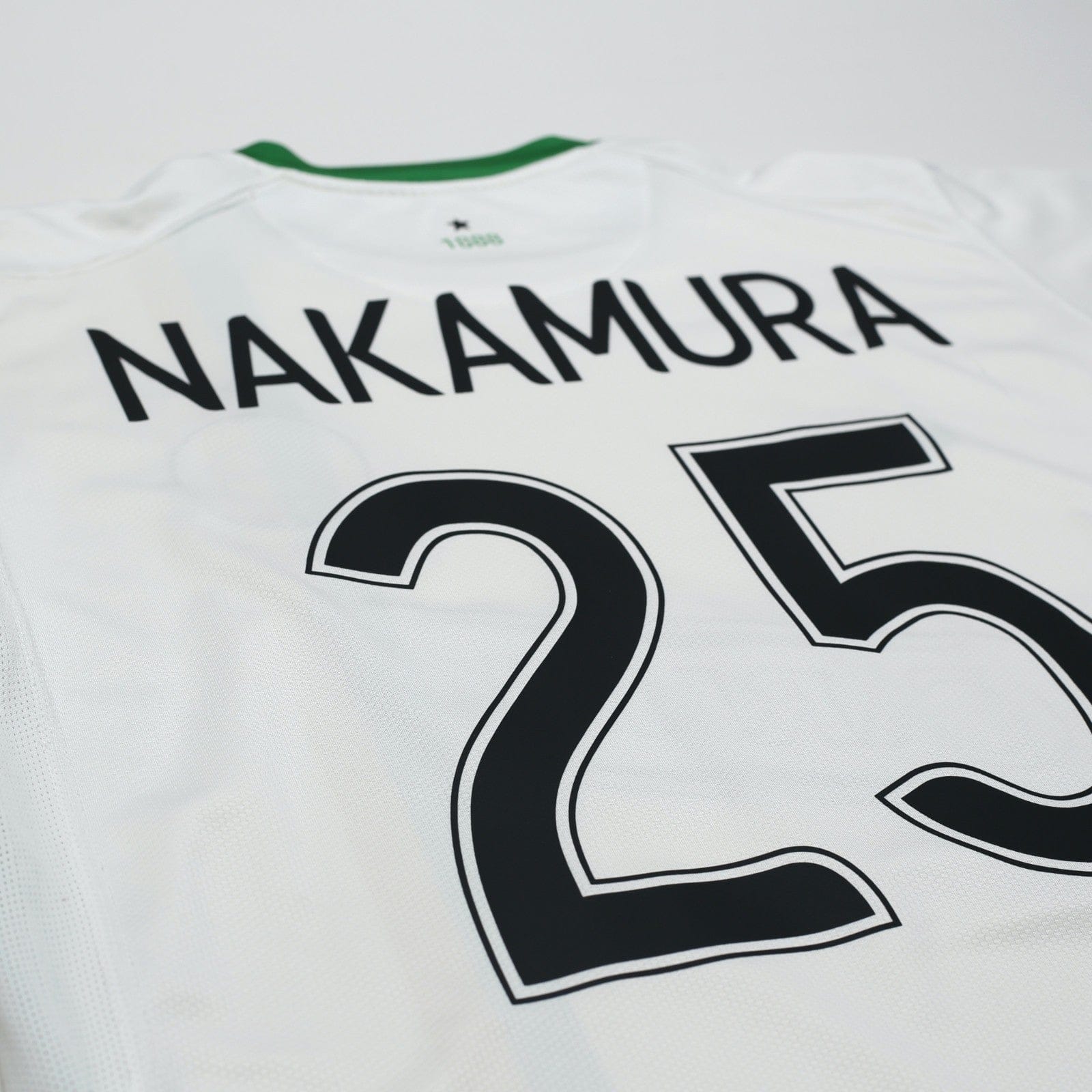 2006/08 Nakamura #25 Celtic Vintage Nike European 4th Football Shirt (M)