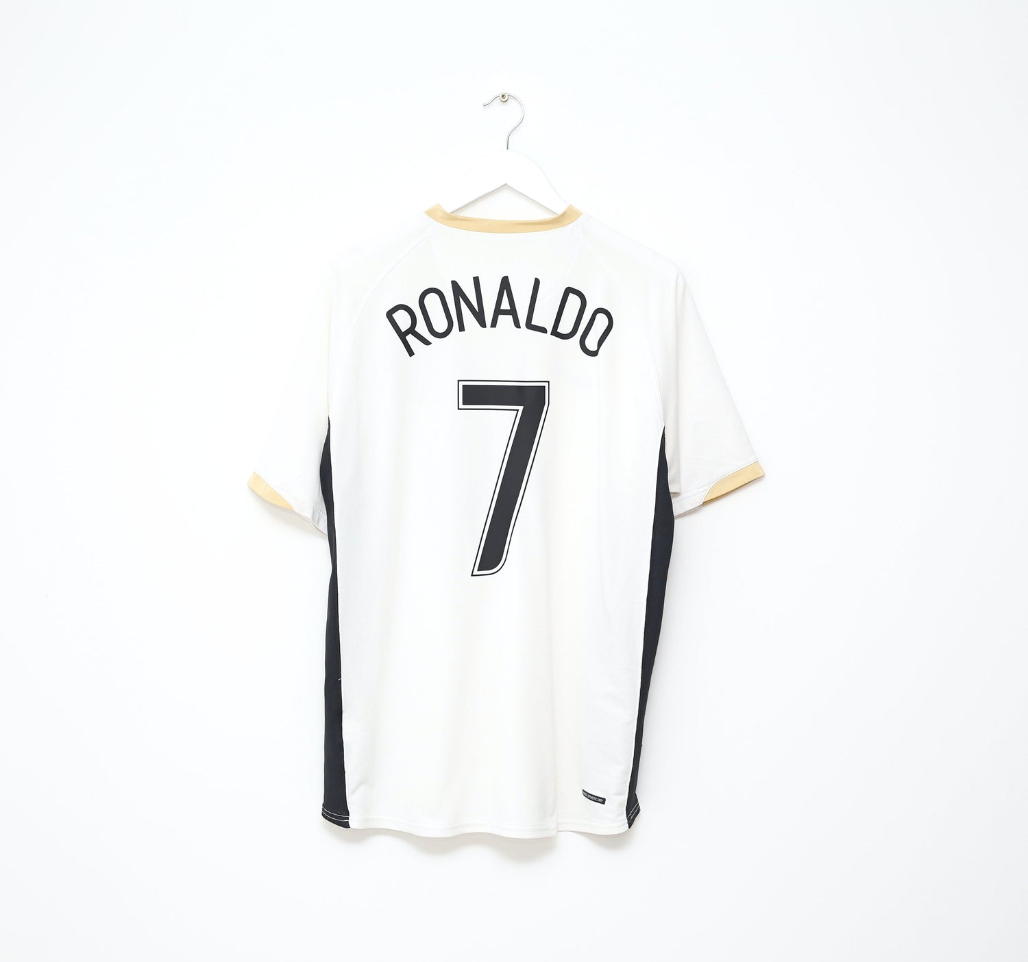 2006-08-ronaldo-7-manchester-