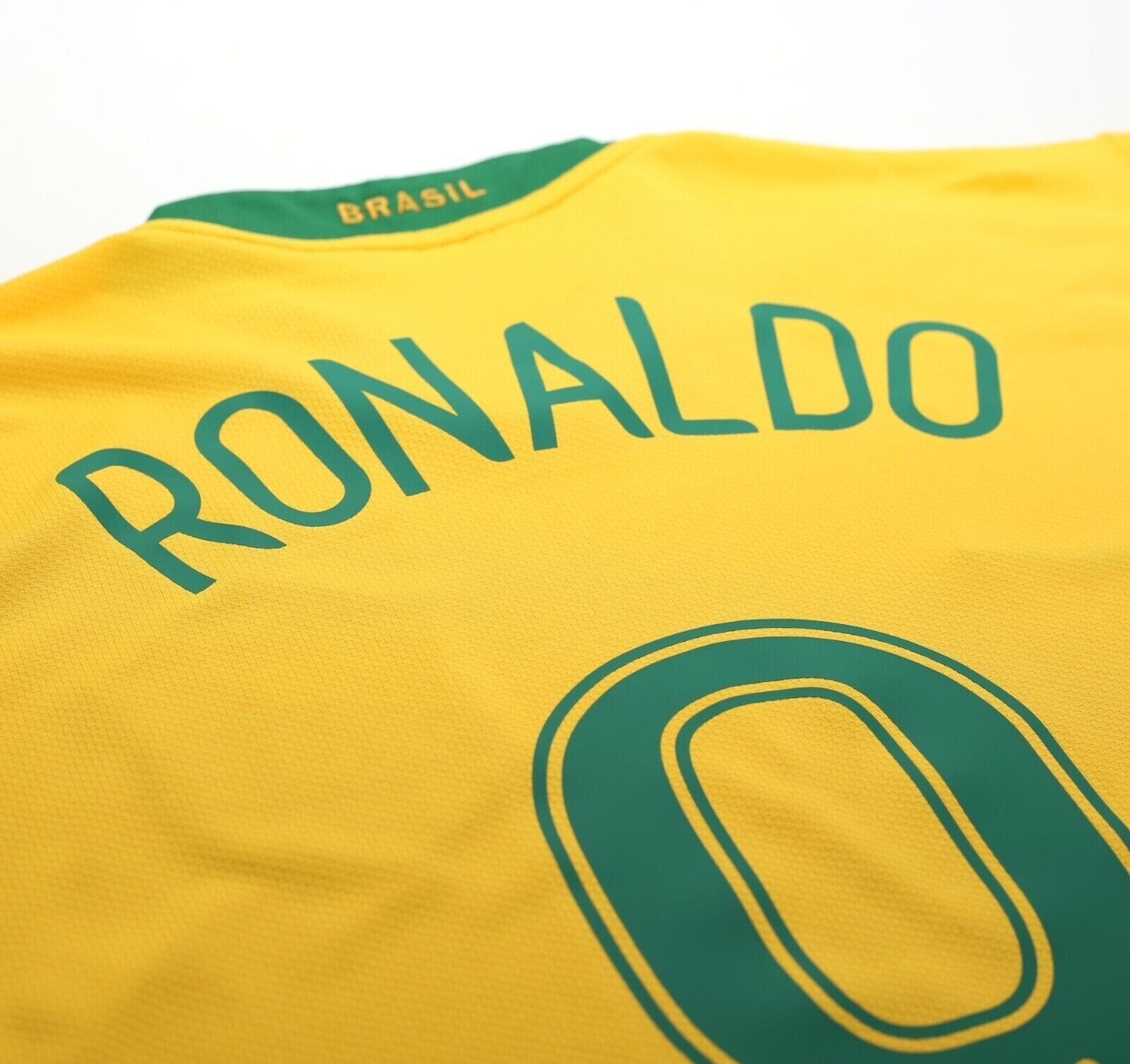 2006/08 RONALDO #9 Brazil Vintage Nike WC 2006 Home Football Shirt (L)