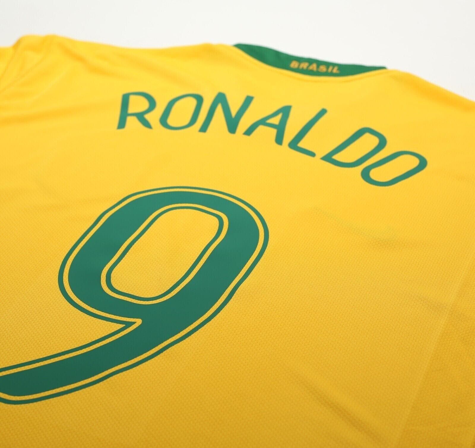 2006/08 RONALDO #9 Brazil Vintage Nike WC 2006 Home Football Shirt (L)