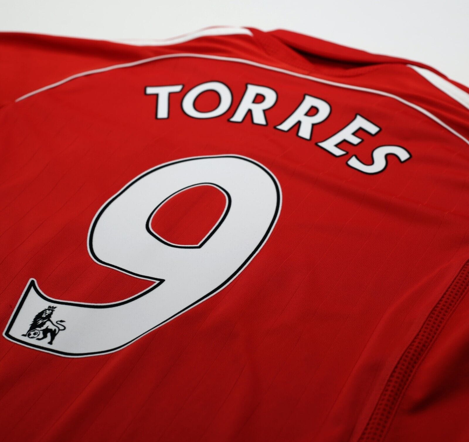 2006/08 TORRES #9 Liverpool Vintage adidas Home Football Shirt (M)