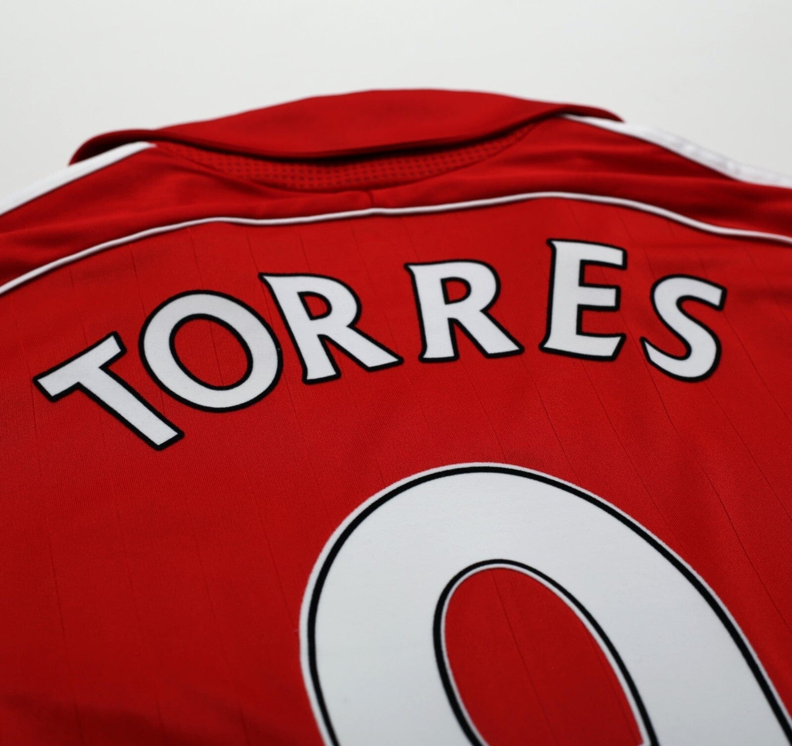 2006/08 TORRES #9 Liverpool Vintage adidas Home Football Shirt (S)