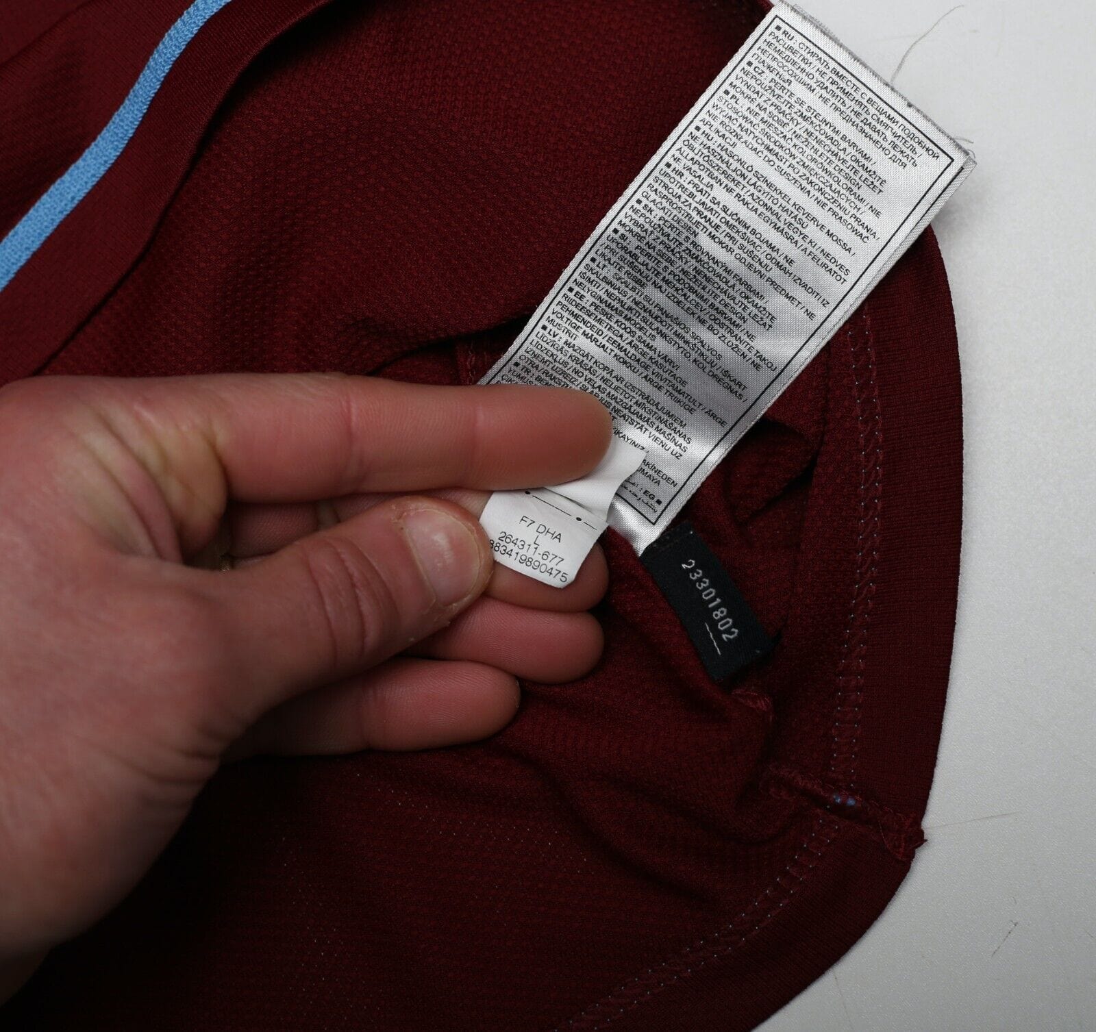 2007/08 CAREW #10 Aston Villa Vintage Nike Home Football Shirt (L)