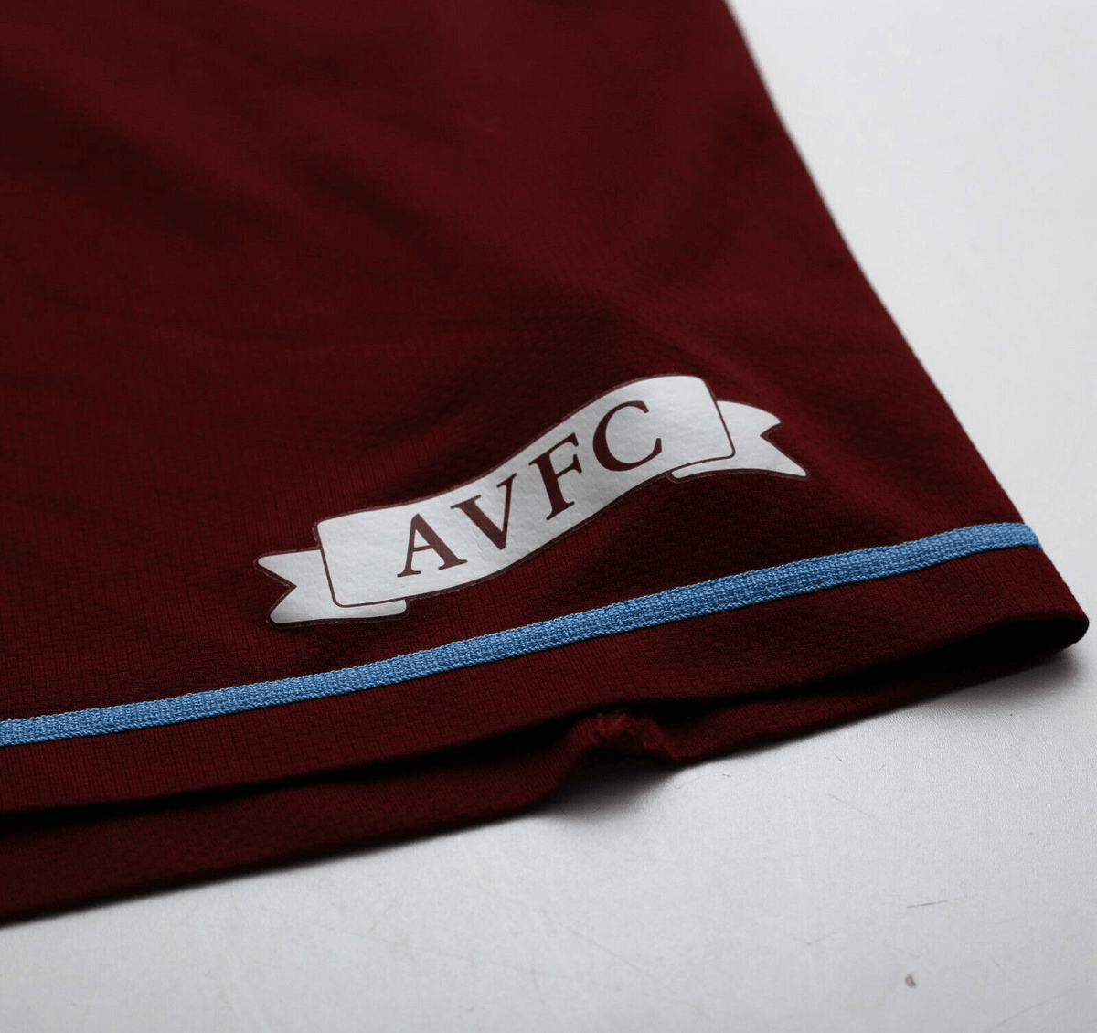 2007/08 CAREW #10 Aston Villa Vintage Nike Home Football Shirt (L)