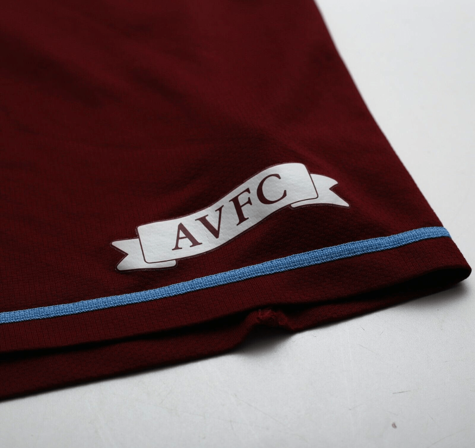 2007/08 CAREW #10 Aston Villa Vintage Nike Home Football Shirt (L)
