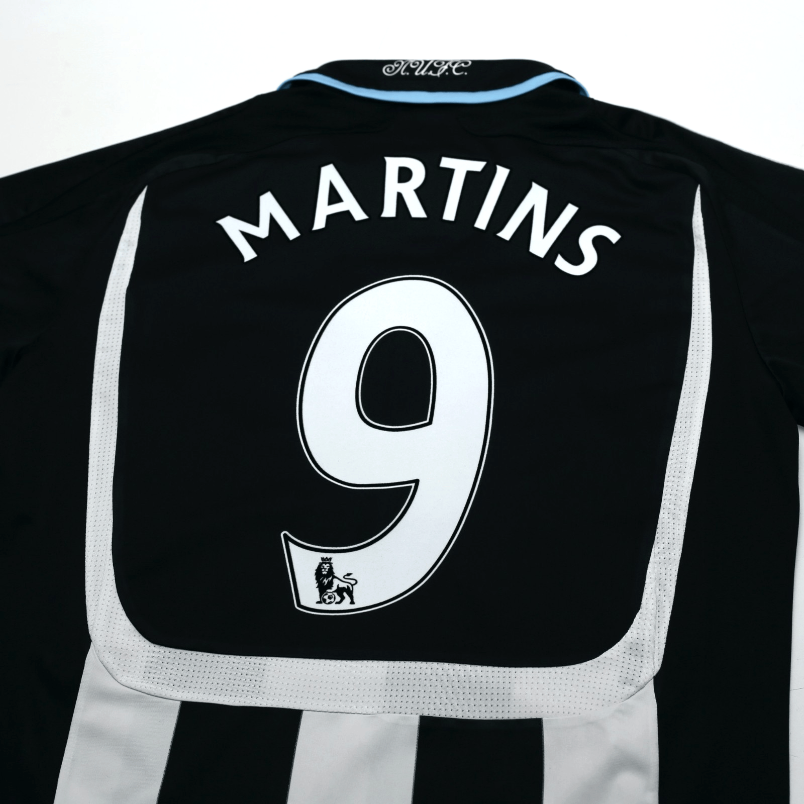 2007/09 Martins #9 Newcastle United Vintage adidas Home Football Shirt (M)