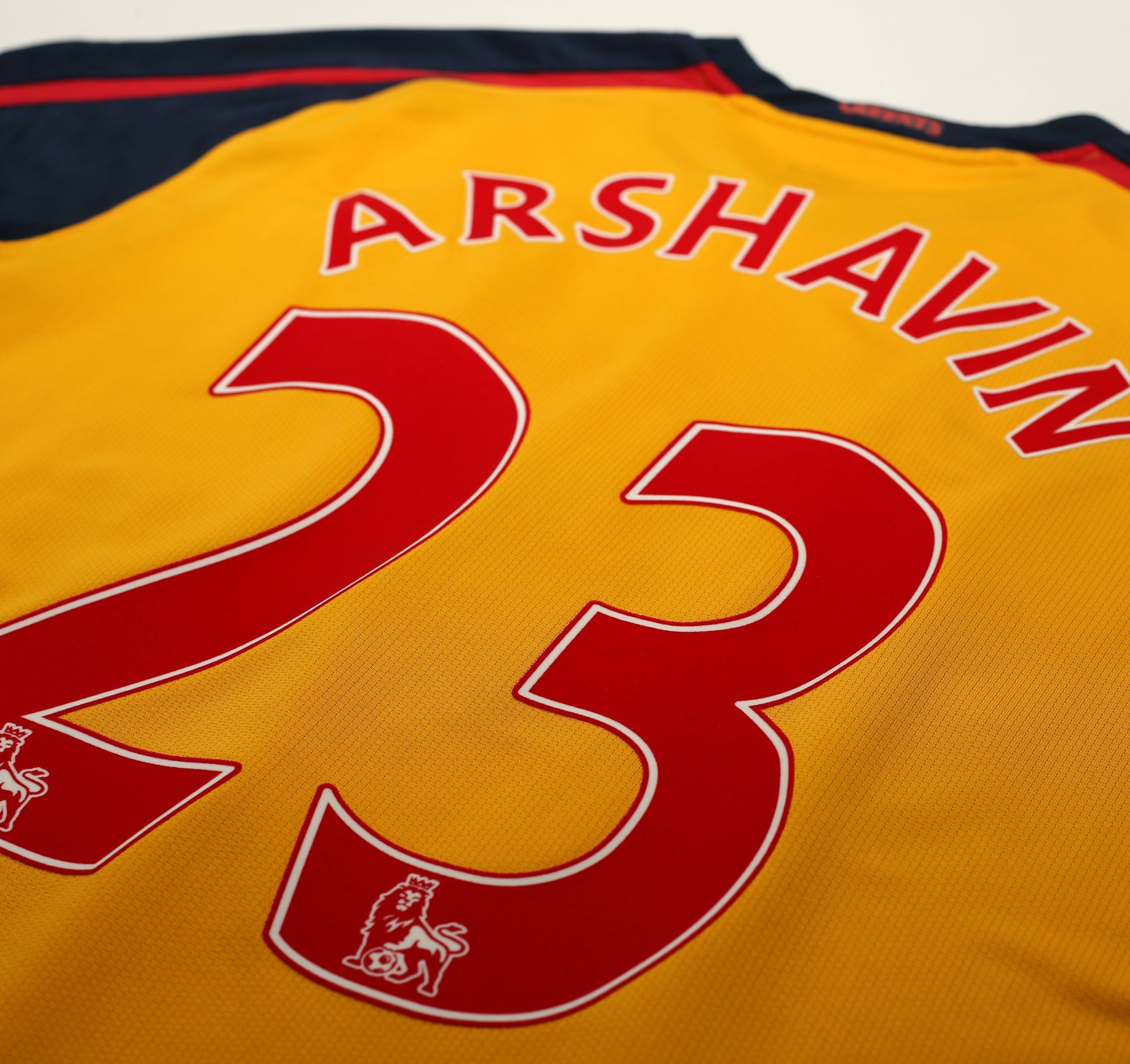 2008/09 Arshavin #23 Arsenal Vintage Nike Away Football Shirt (M)