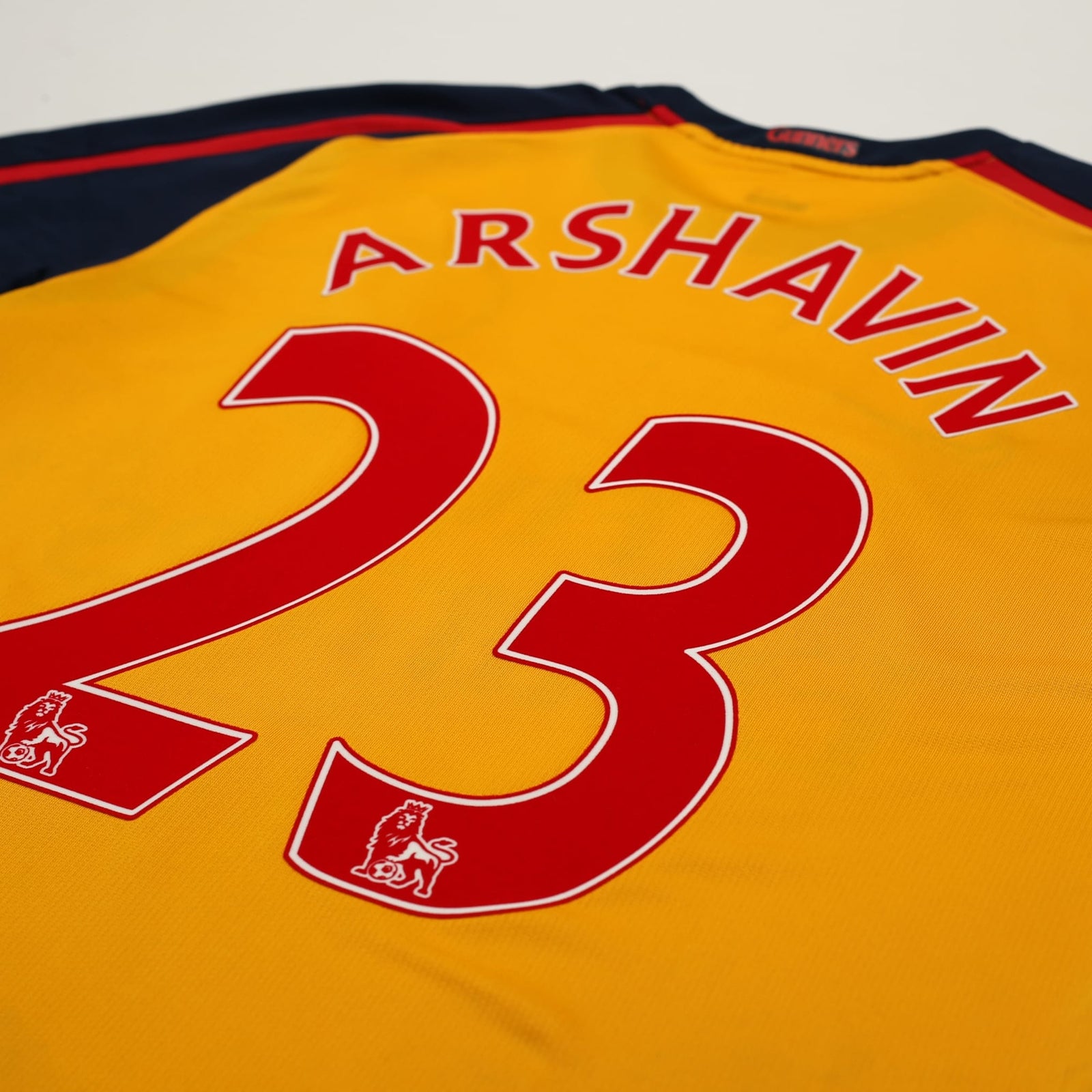 2008/09 Arshavin #23 Arsenal Vintage Nike Away Football Shirt (M)