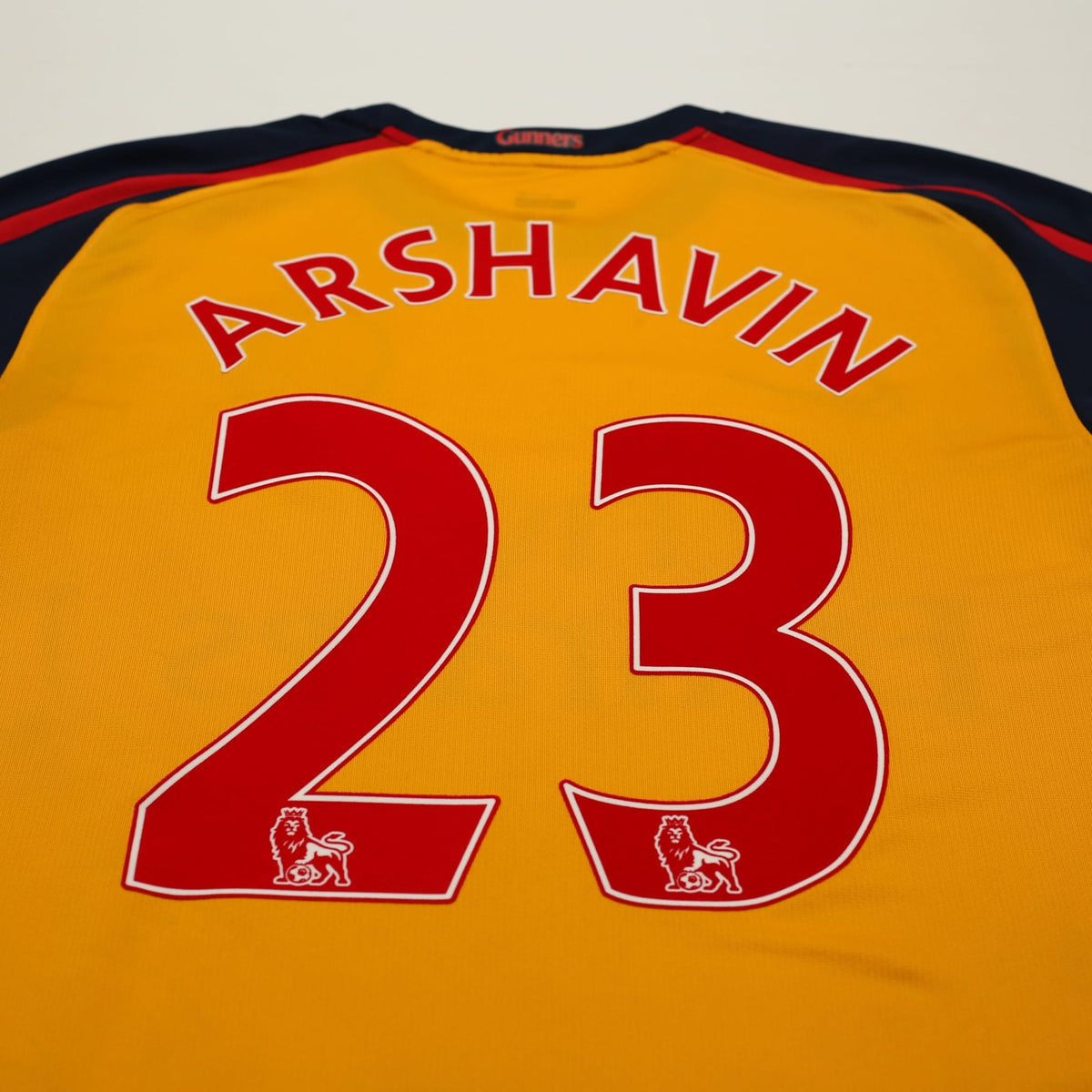 2008/09 Arshavin #23 Arsenal Vintage Nike Away Football Shirt (M)
