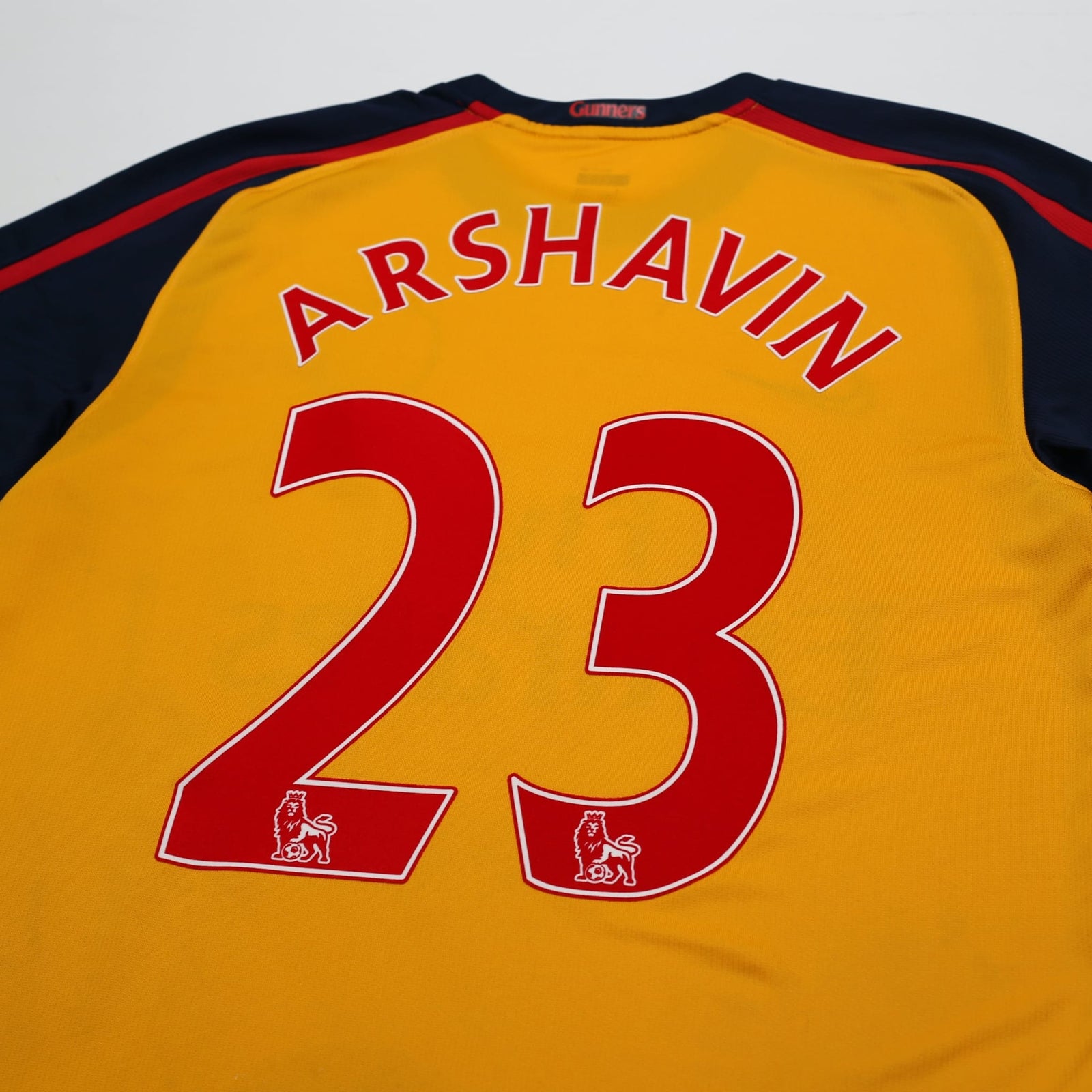 2008/09 Arshavin #23 Arsenal Vintage Nike Away Football Shirt (M)