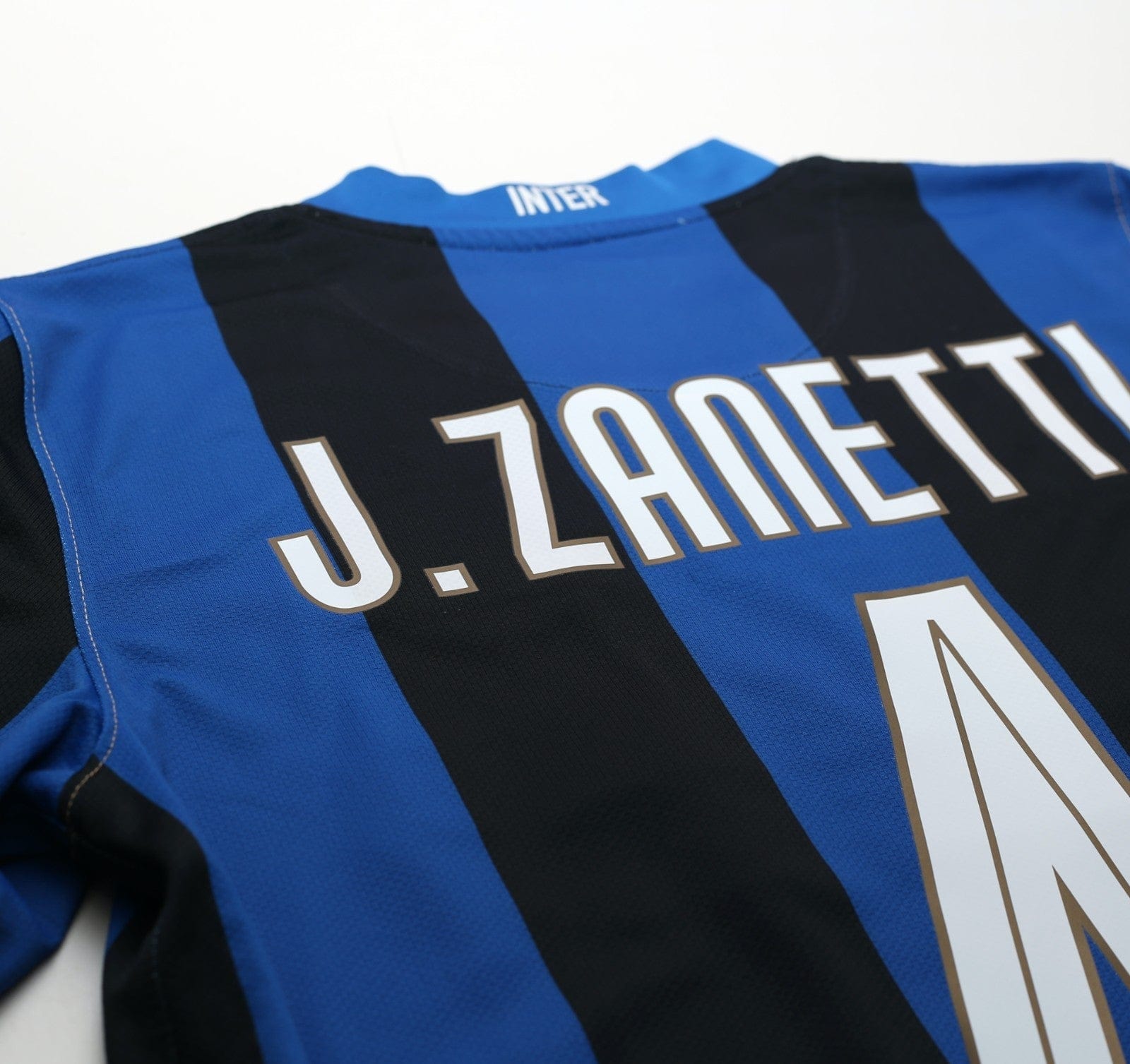 2008/09 ZANETTI #4 Inter Milan Vintage Nike Home Football Shirt (S)
