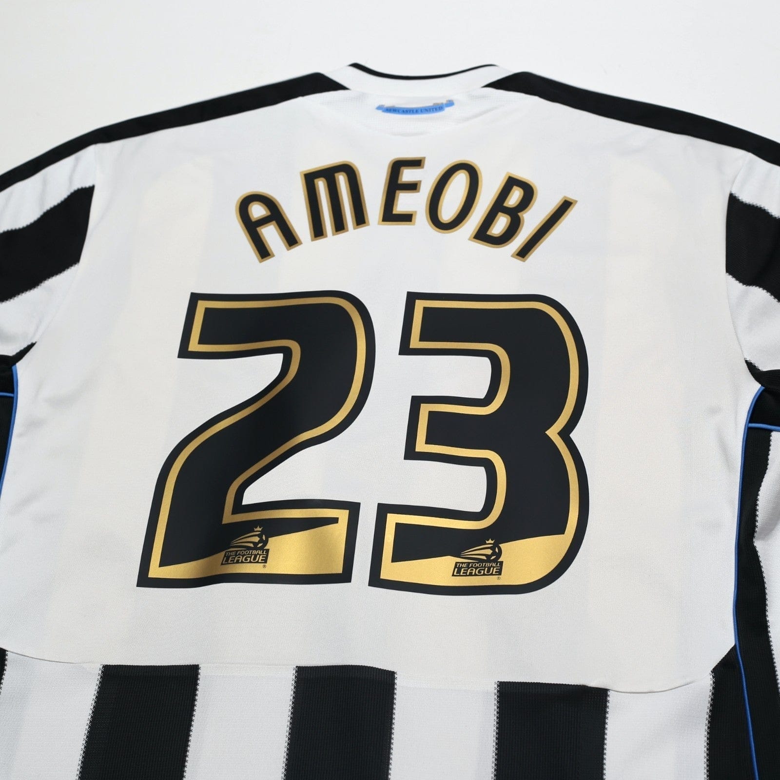 2009/10 Ameobi #23 Newcastle United Vintage adidas Home Football Shirt (L)