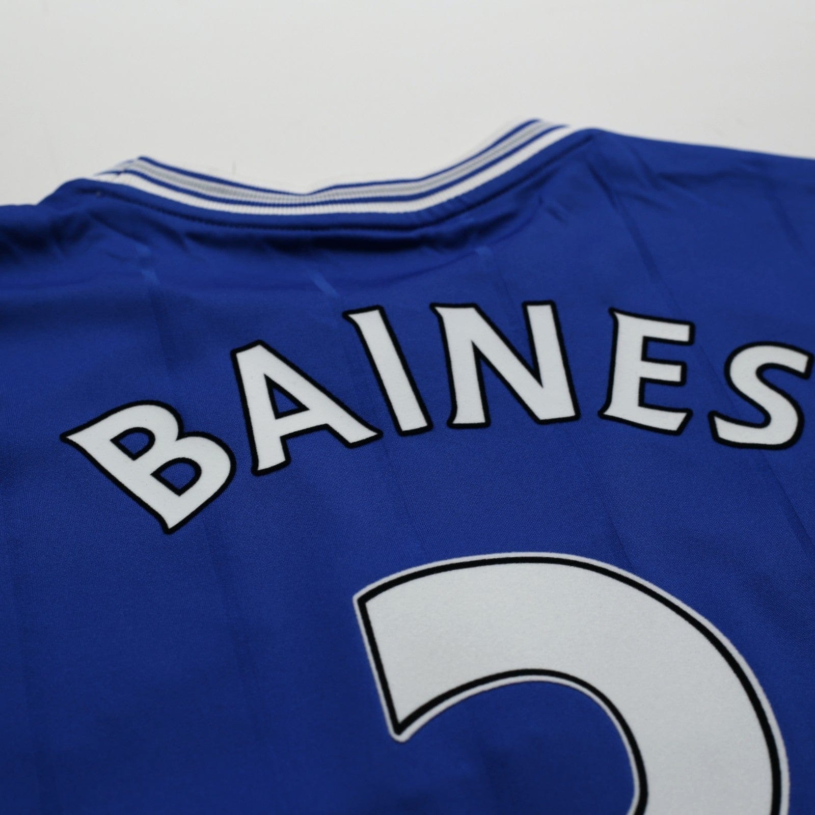 2009/10 Baines #3 Everton Vintage le coq sportif LS Football Shirt (L) Signed