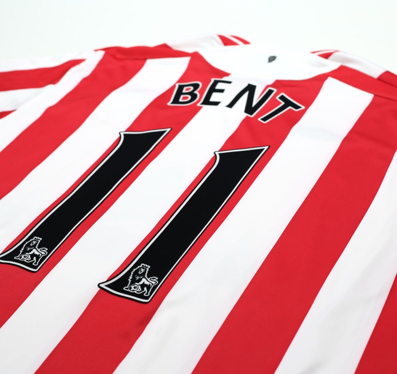 2009/10 BENT #11 Sunderland Vintage Umbro Football Shirt (XL)