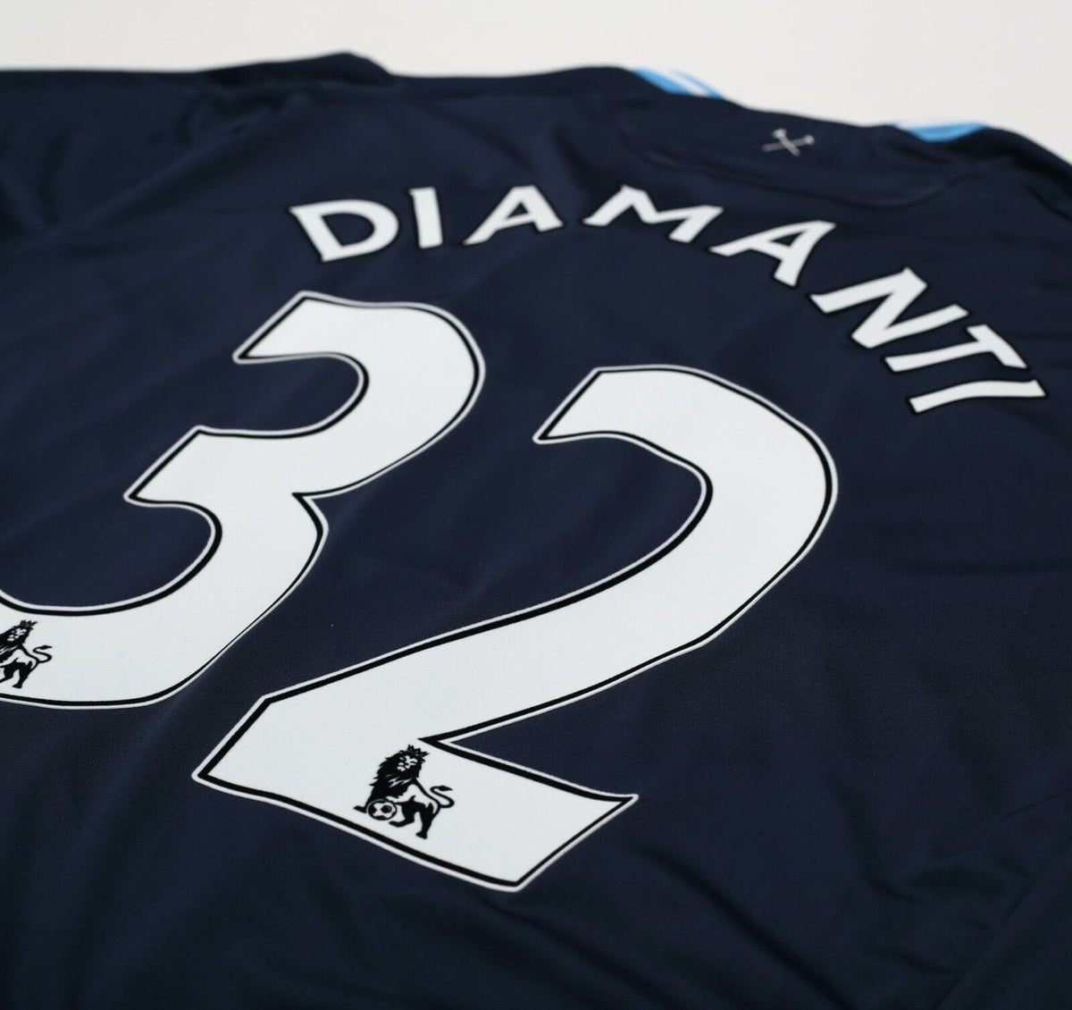 2009/10 DIAMANTI #32 West Ham Vintage Umbro Away Football Shirt (XL)